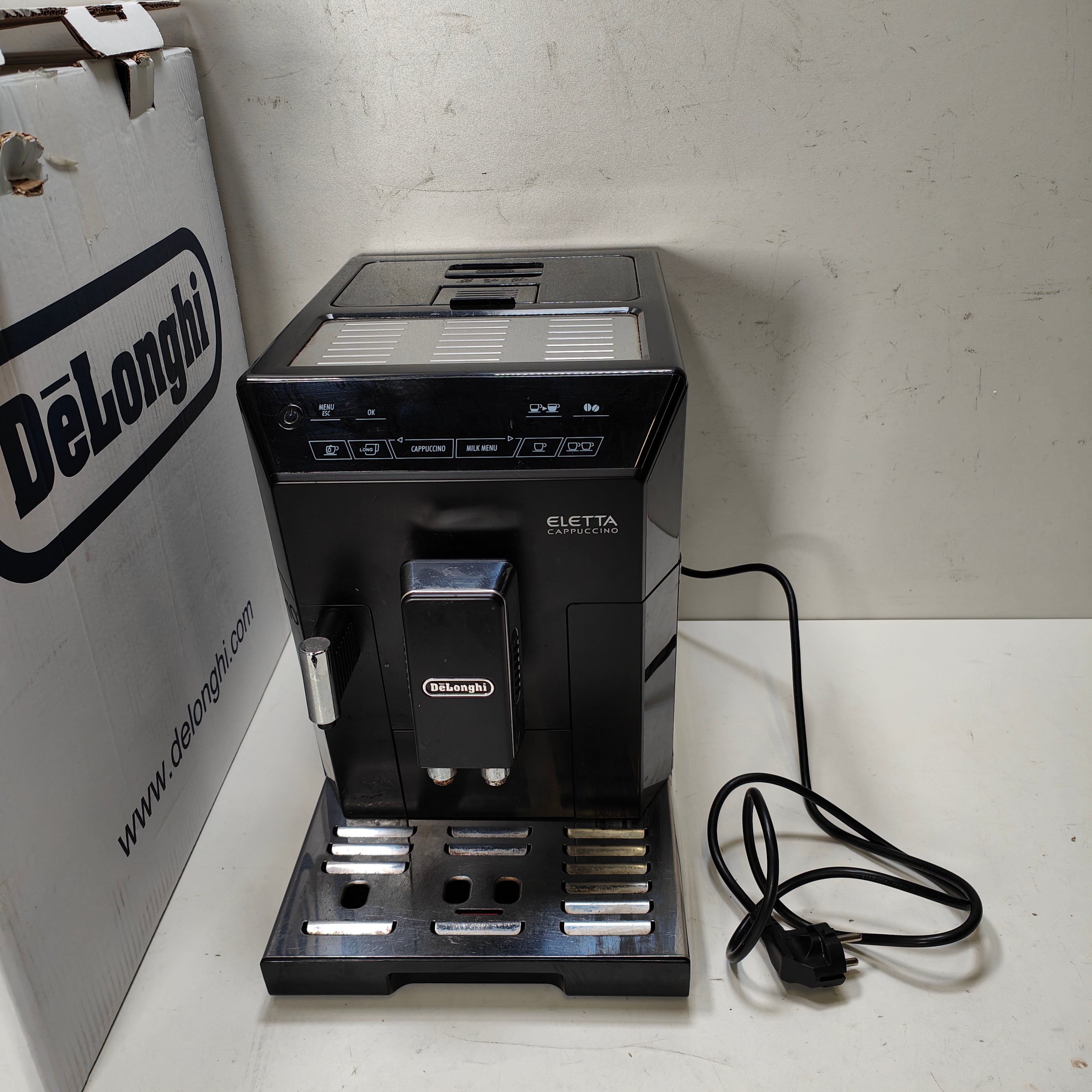 DeLonghi ECAM44.660.B Eletta