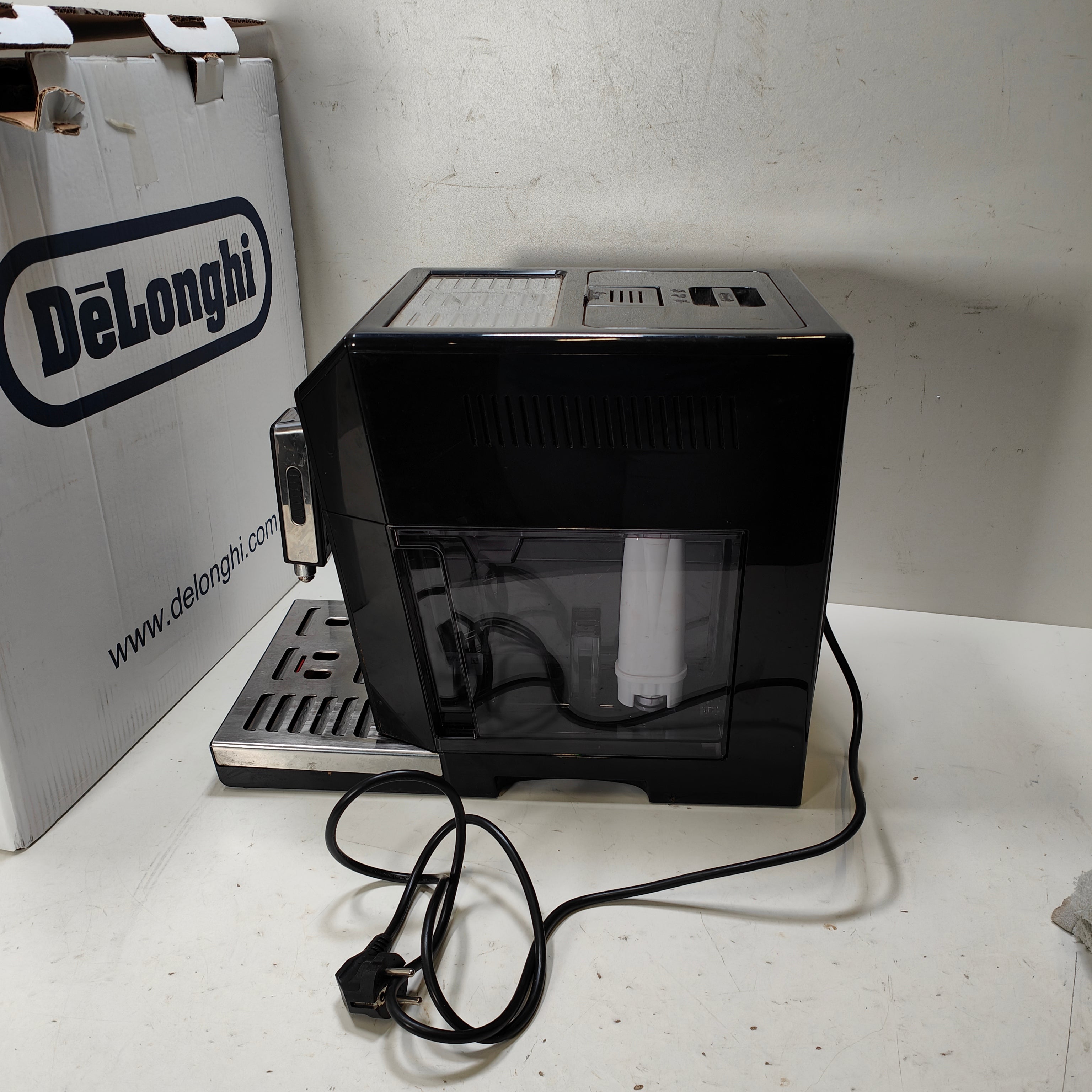 DeLonghi ECAM44.660.B Eletta