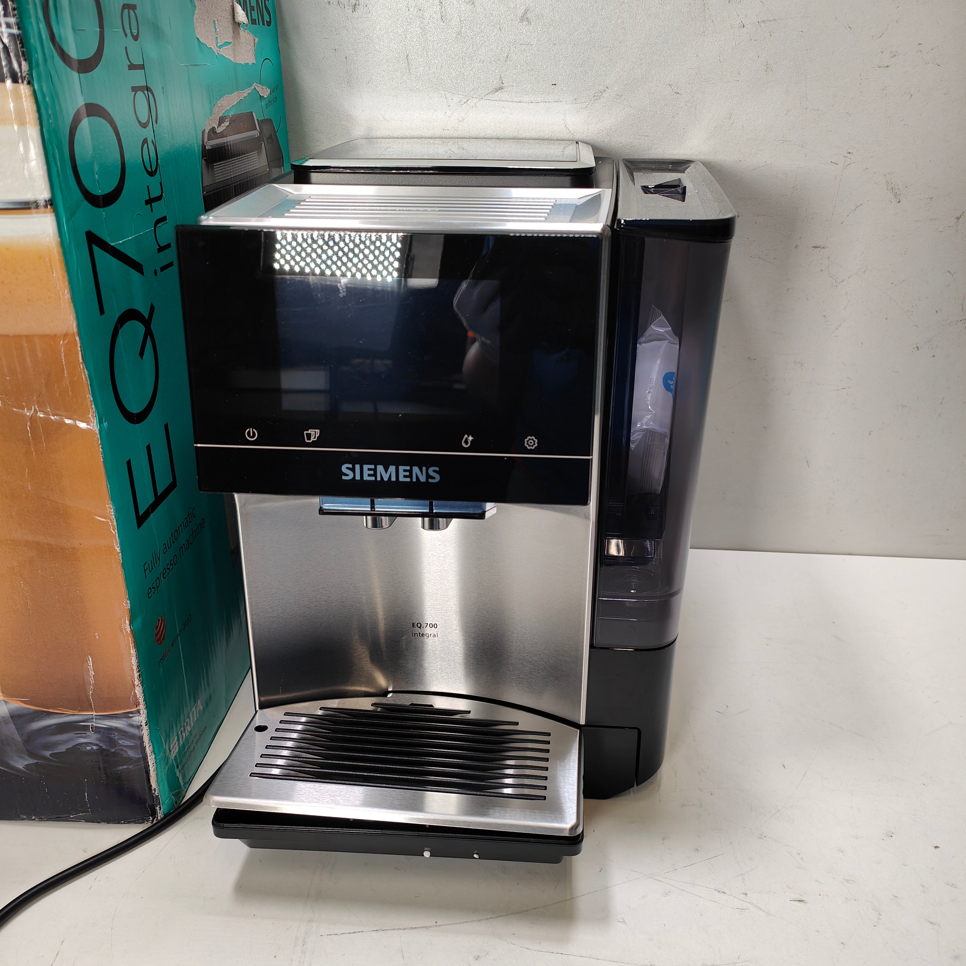 Siemens EQ700 Integral Edelstahl TQ717R03