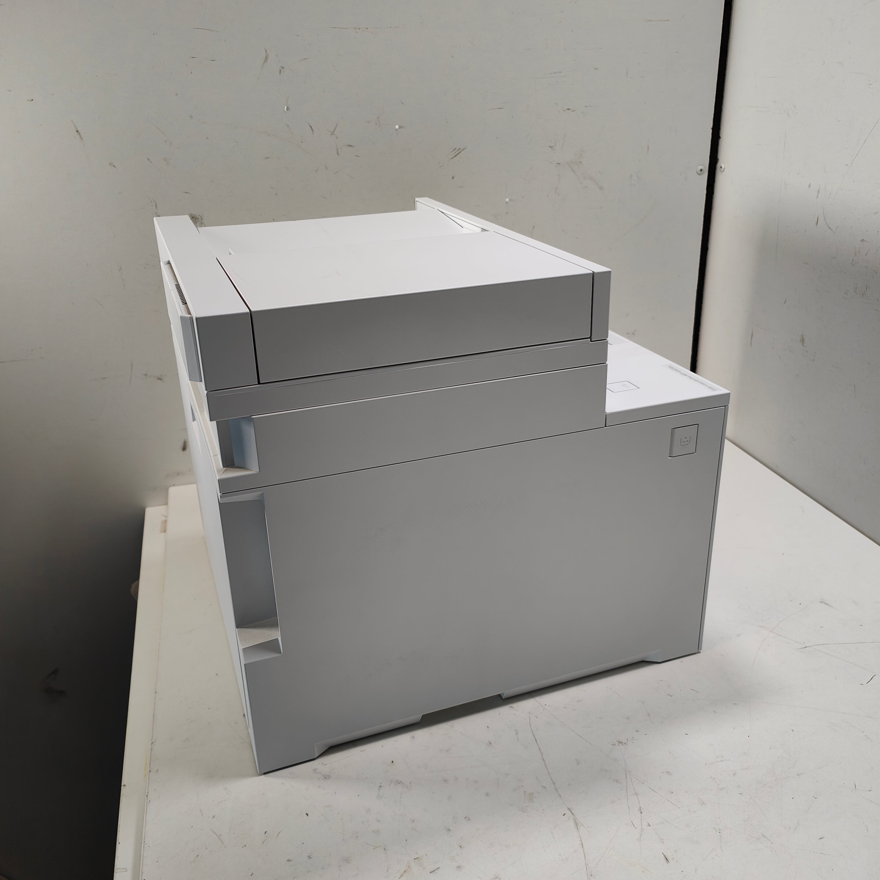 HP Color LaserJet Pro MFP 4302fdw