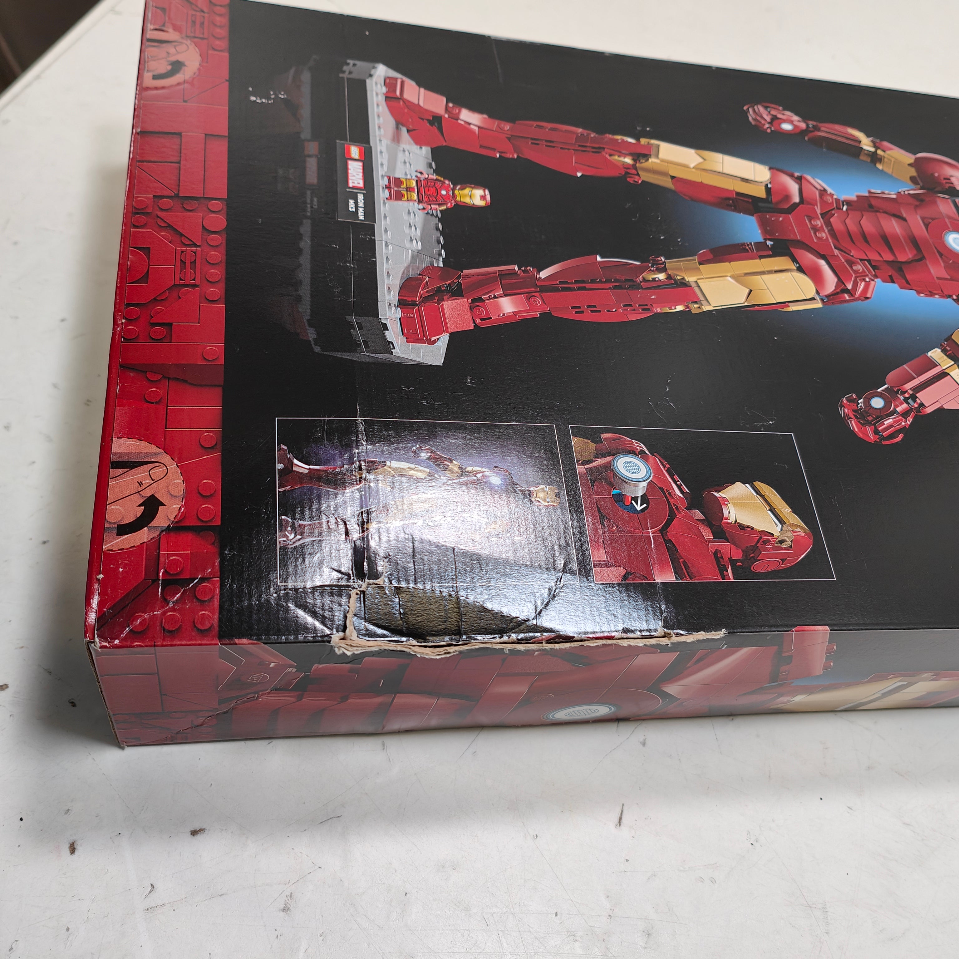 Lego Marvel Iron Man Mark 3 Collectors Edition 76344