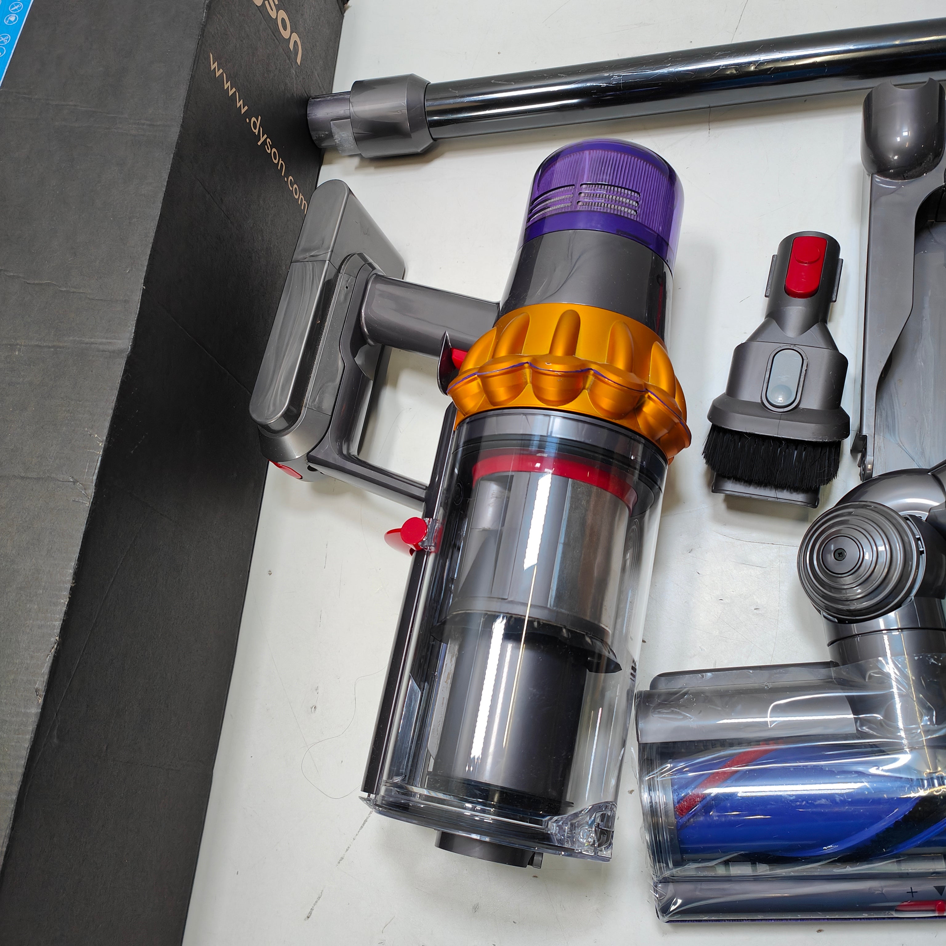 Dyson V15 Detect Absolute