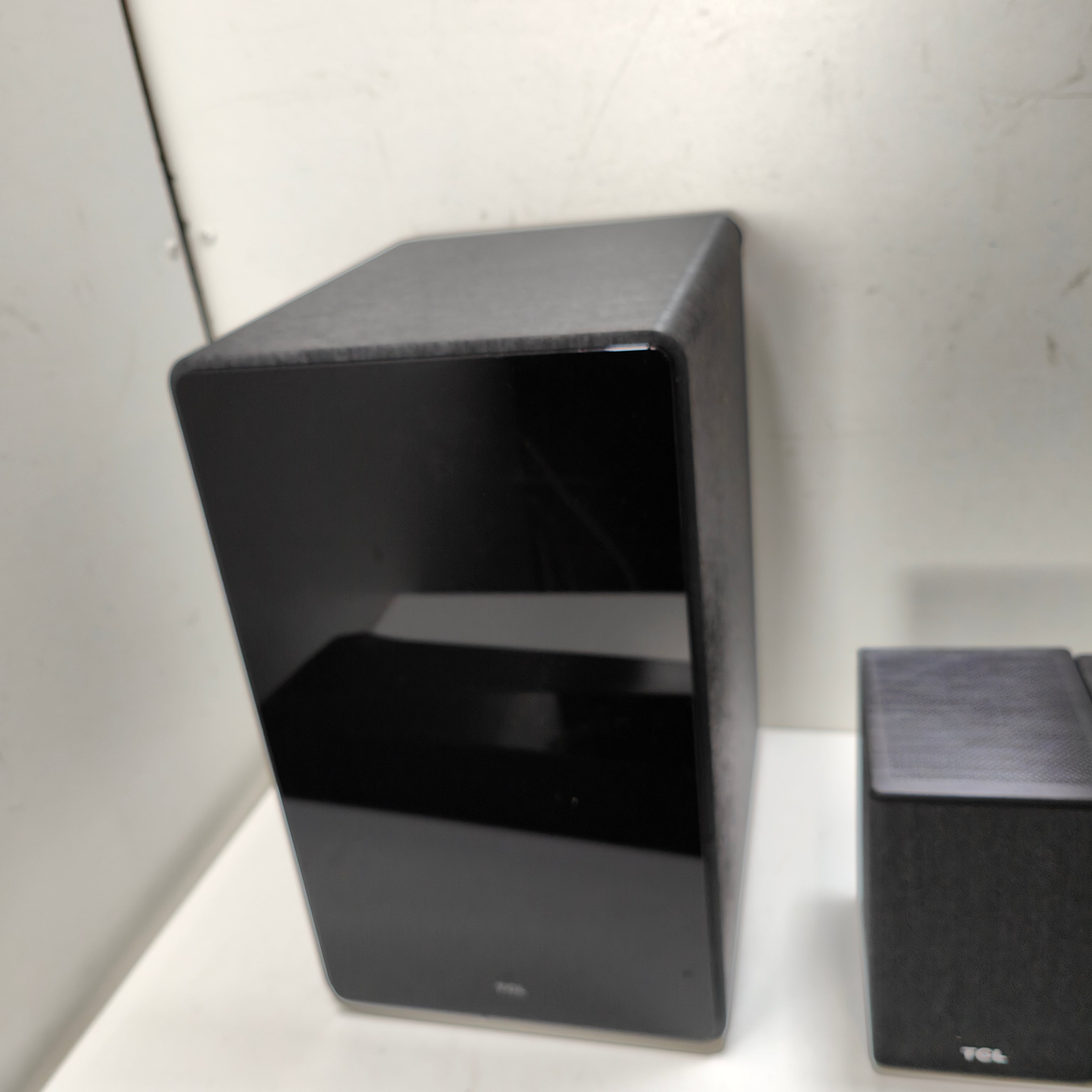 TCL Q85H PRO Schwarz