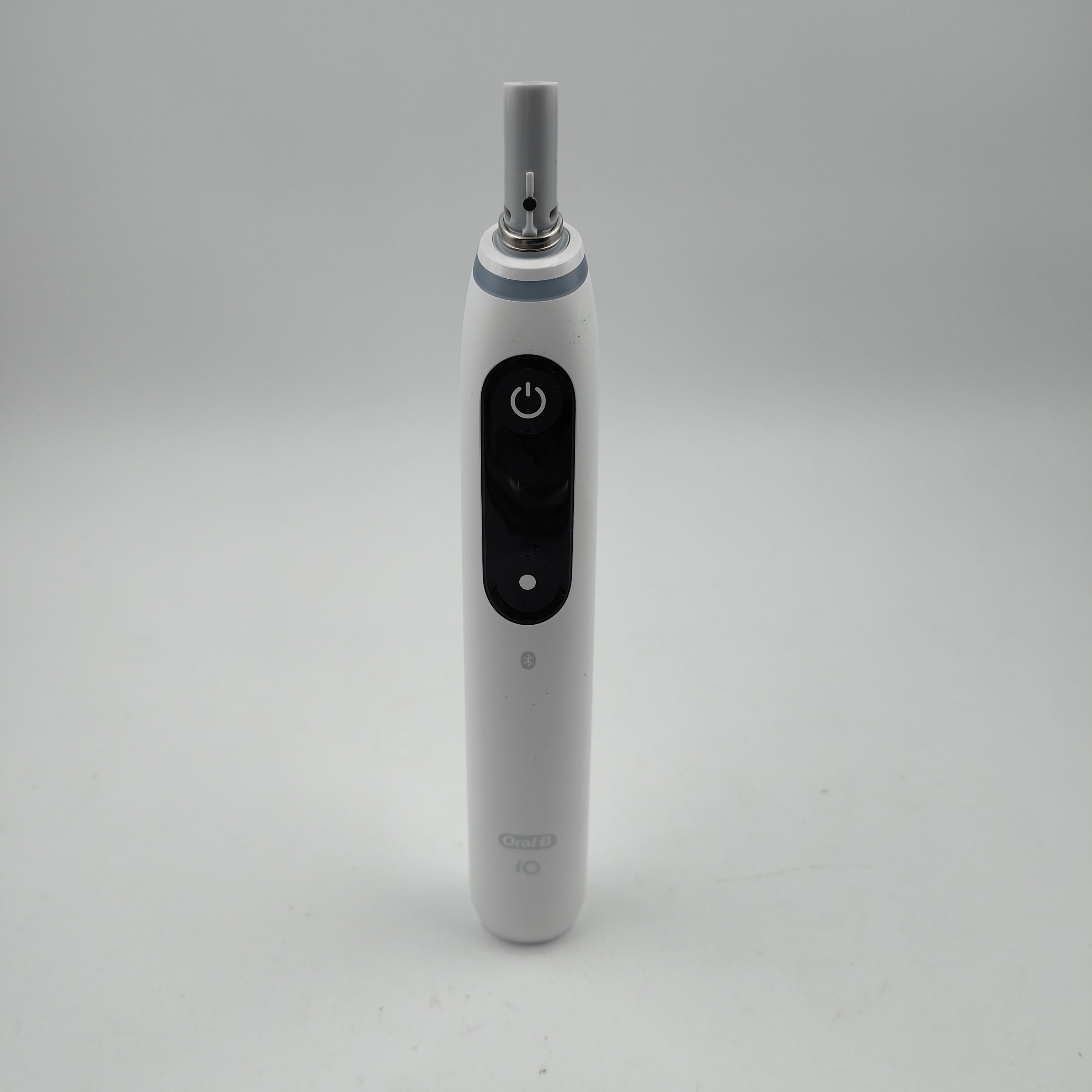 Oral-B iO Serie 6N Weiß + extra iO Sanfte Pflege Aufsteckbürste