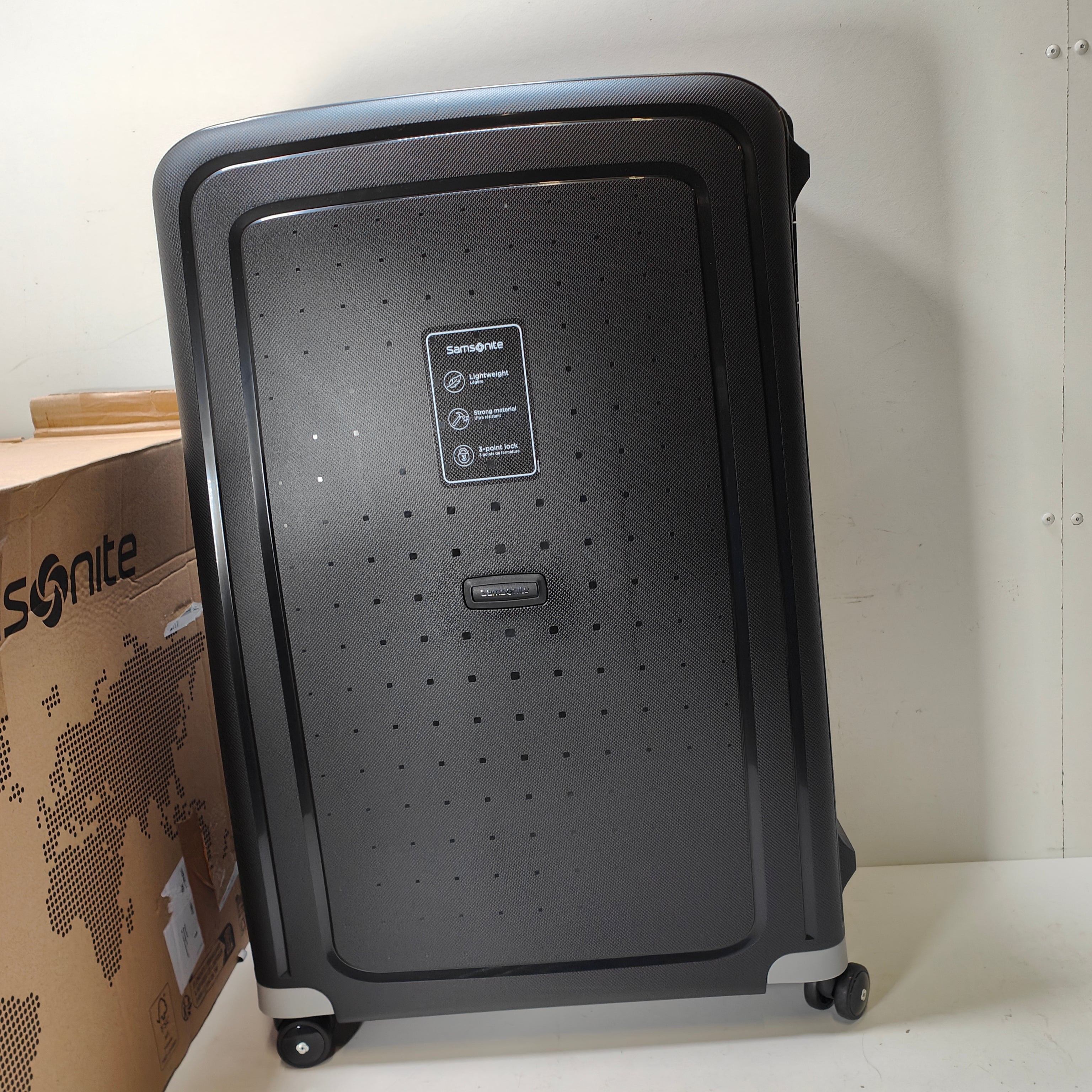 Samsonite S'Cure Spinner 81cm Black