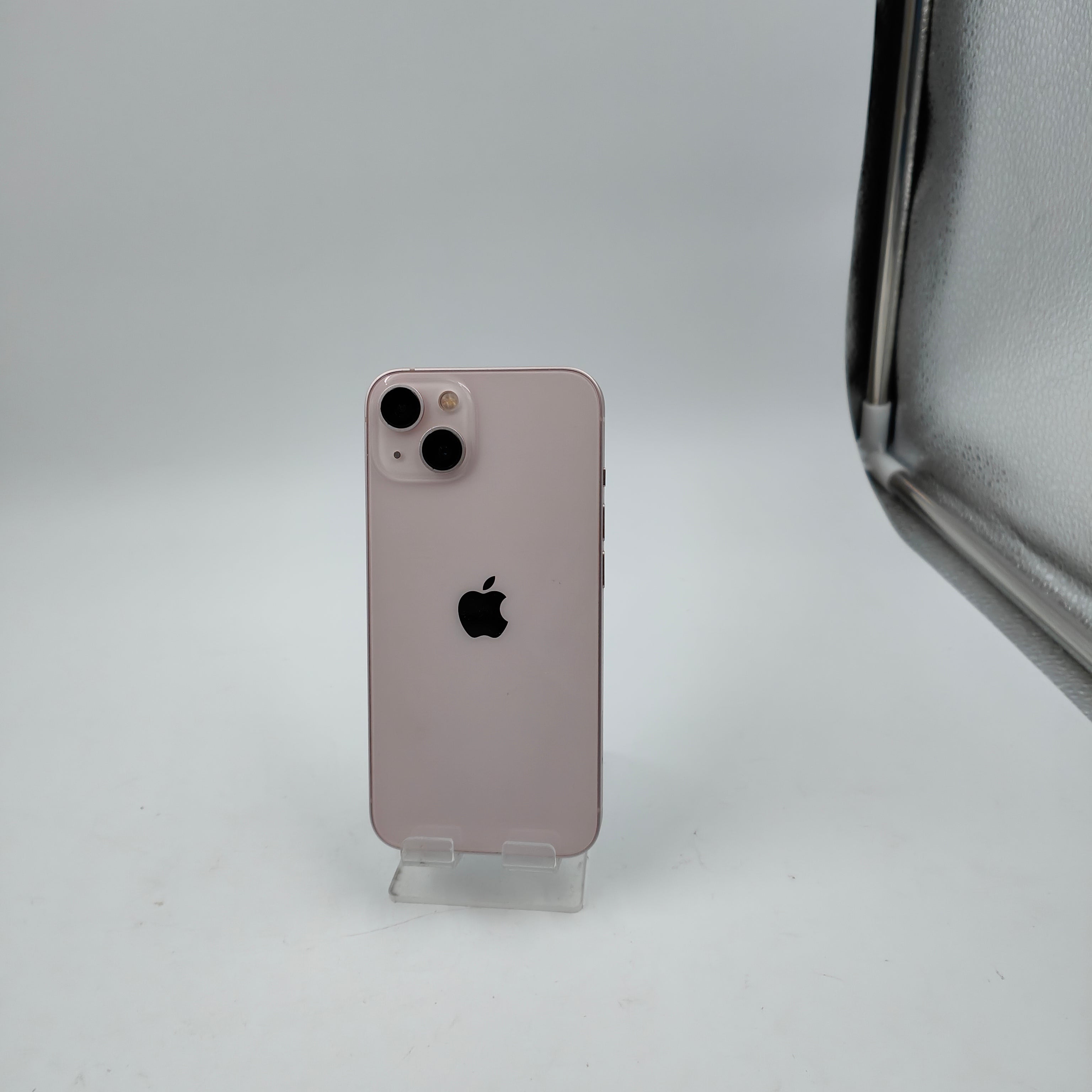 Refurbished iPhone 13 128GB Pink