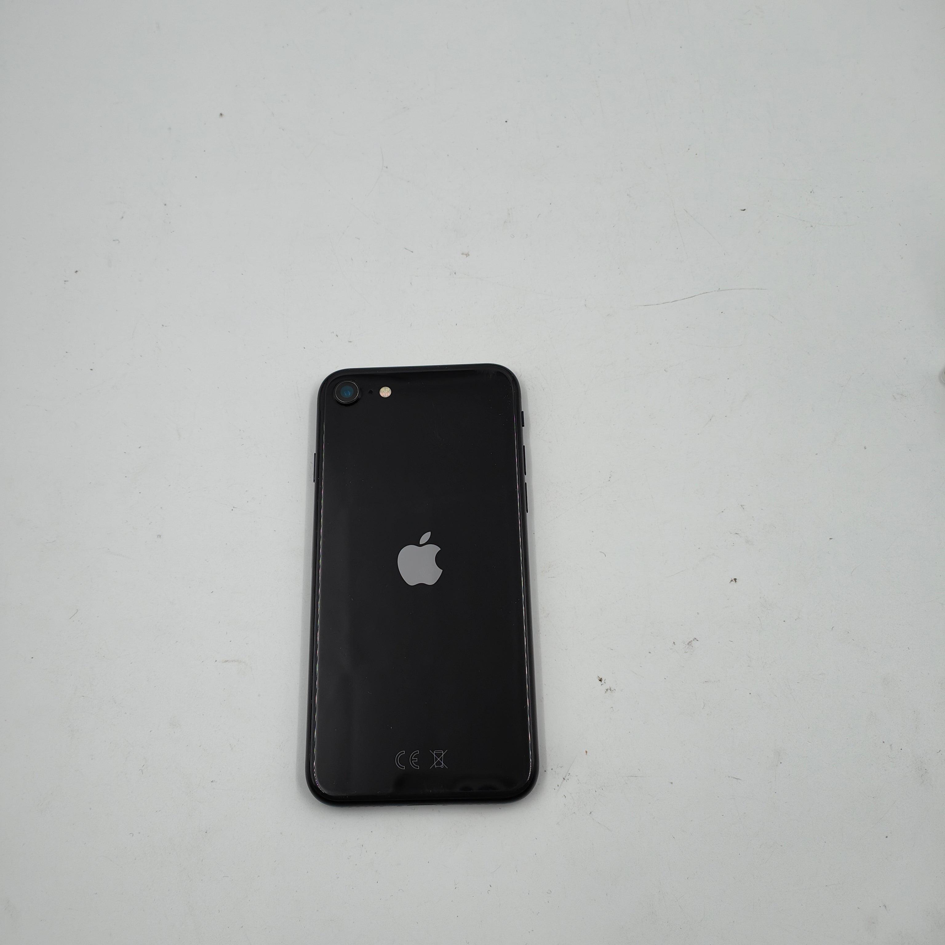 Generalüberholtes iPhone SE (3. Generation) Midnight 64GB