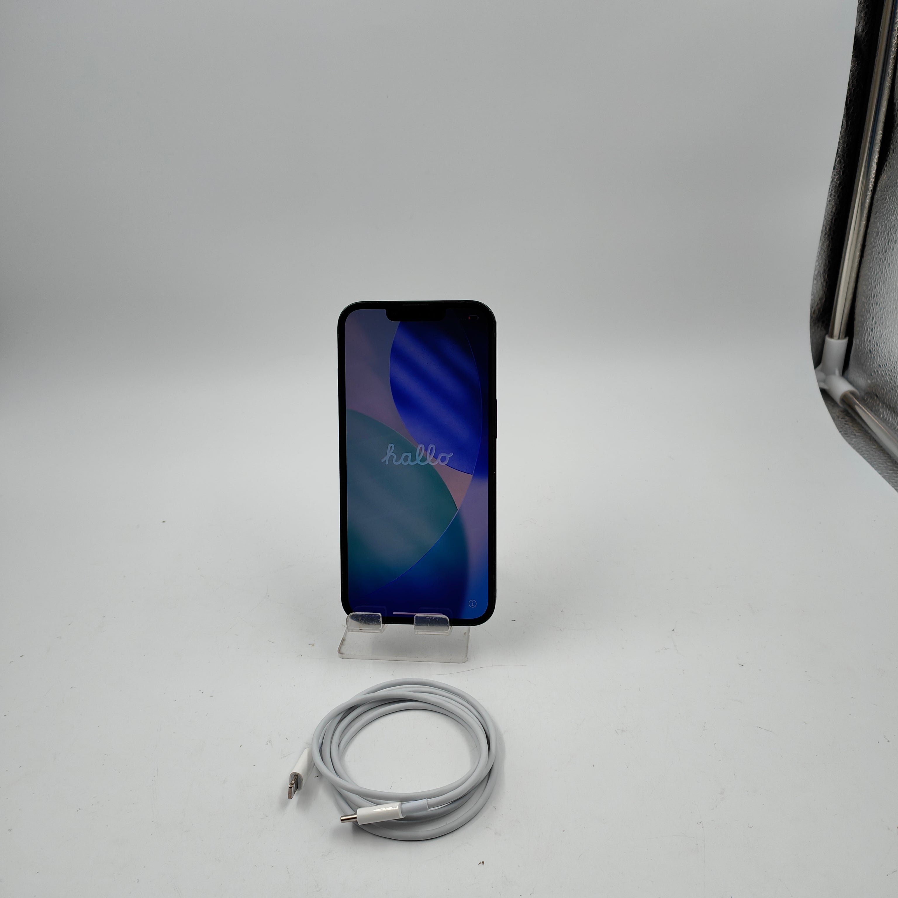 Refurbished iPhone 13 128GB Green