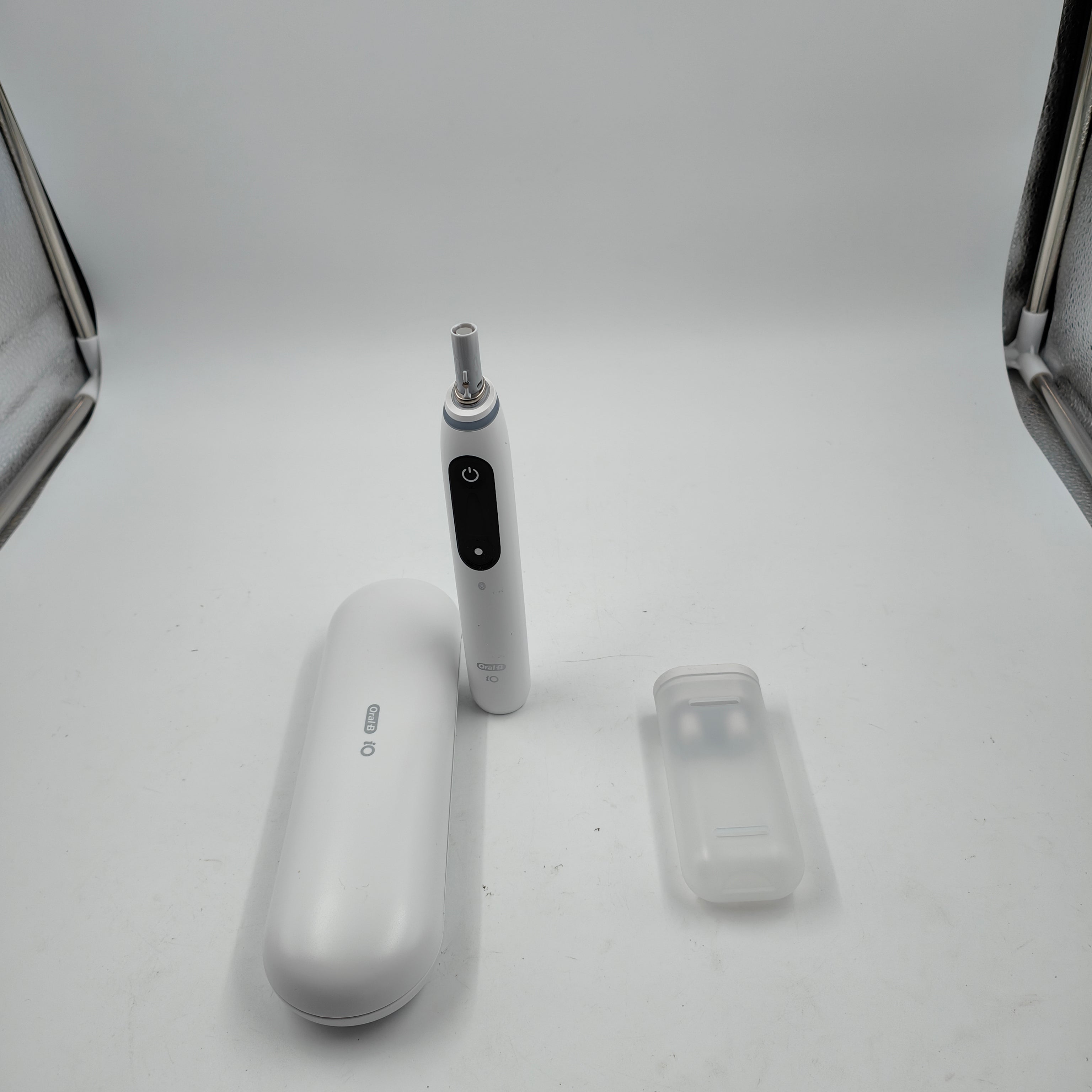 Oral-B iO Series 6N Wit + extra iO Gentle Care opzetborstel