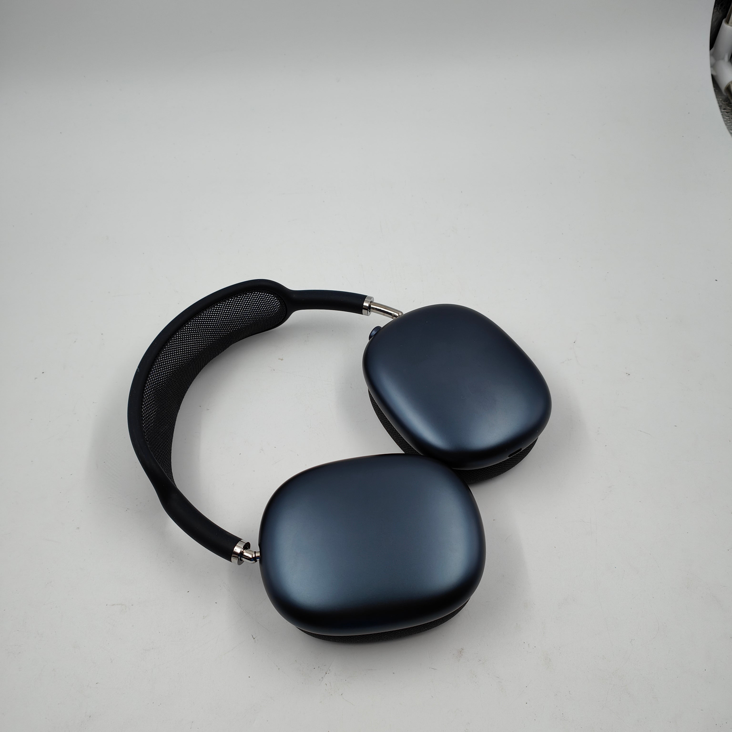 Apple AirPods Max Dunkelblau