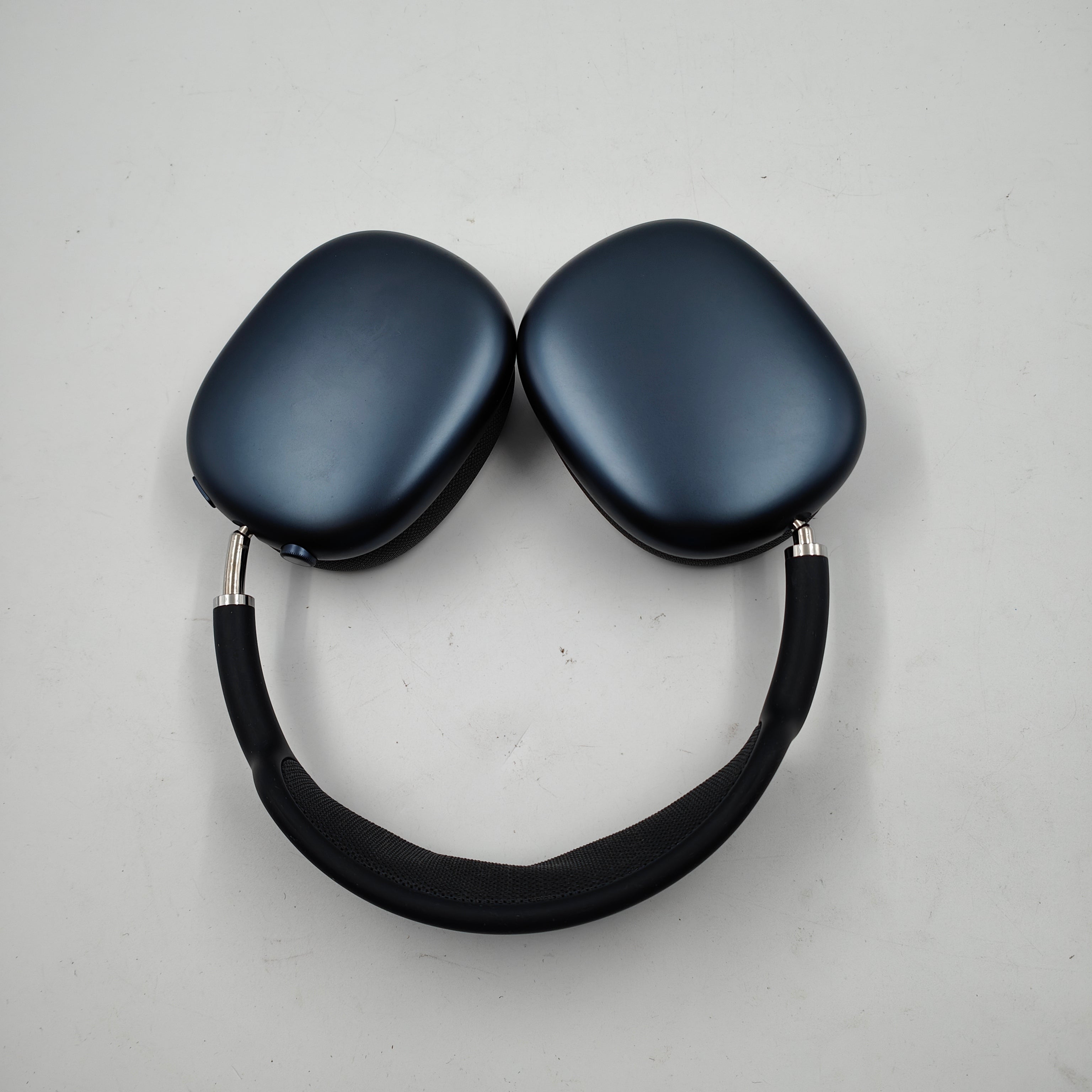Apple AirPods Max Dunkelblau