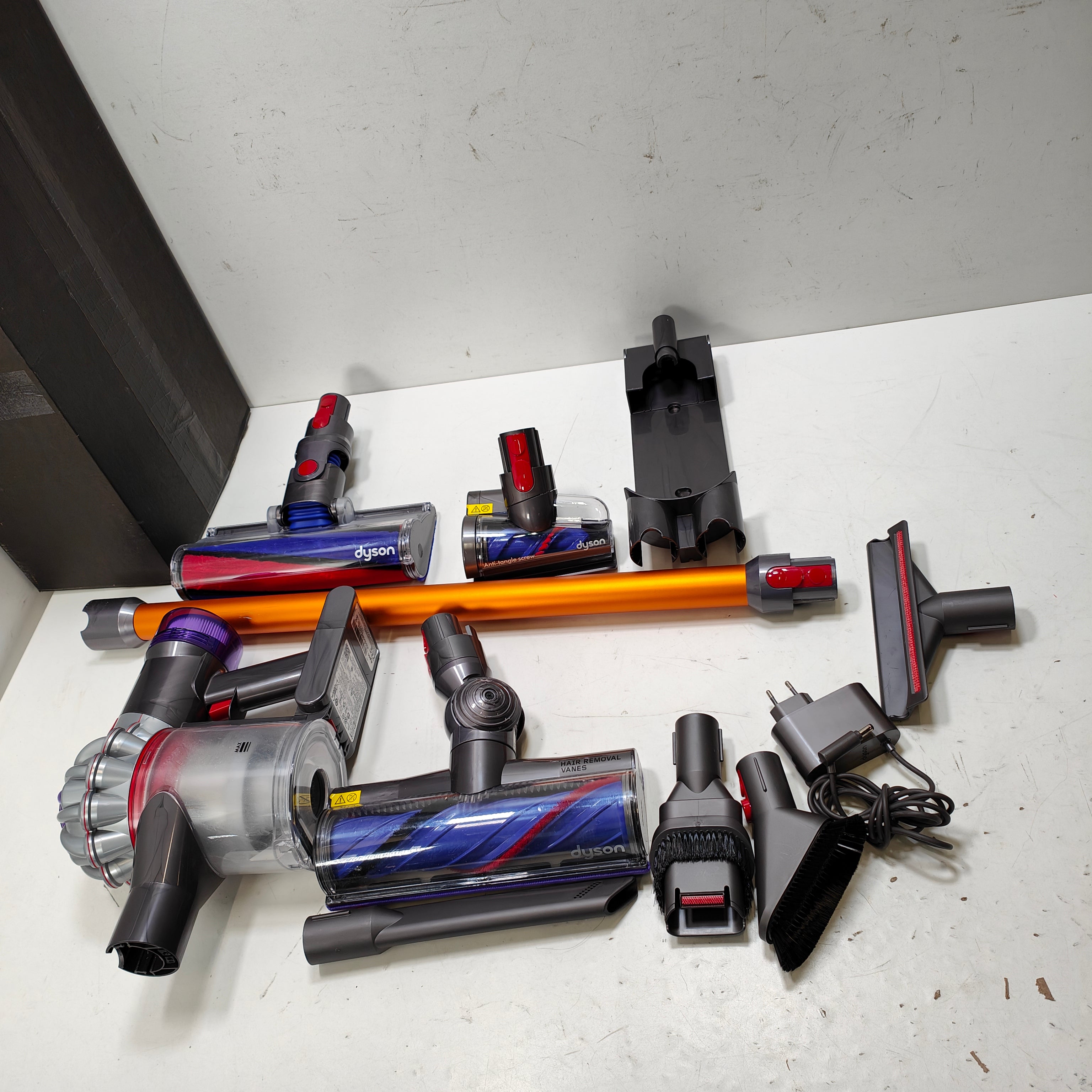 Dyson V8 Absolute 476547-01