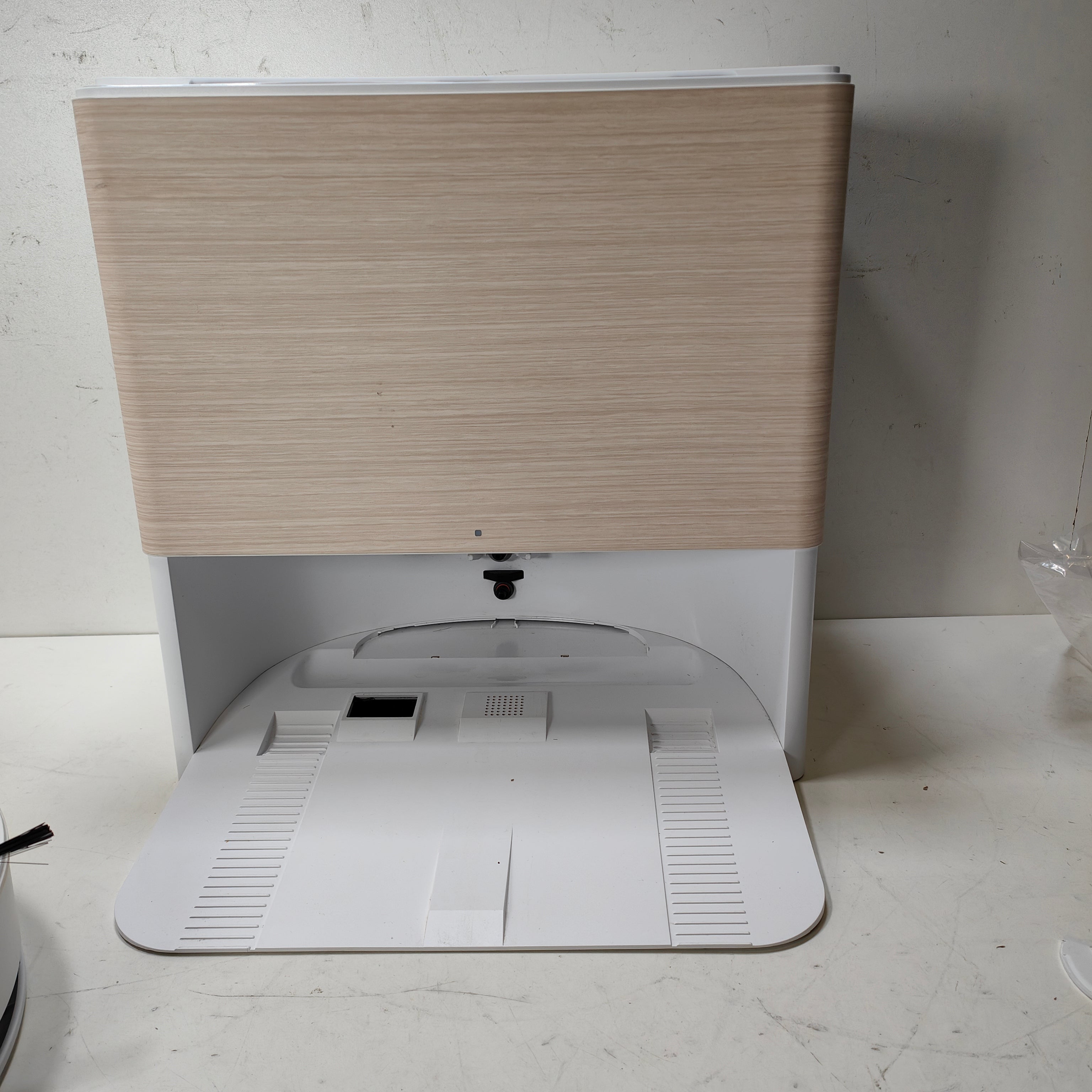 iRobot Roomba Max 705 Combo-Roboter + AutoWash™-Dock Weiß