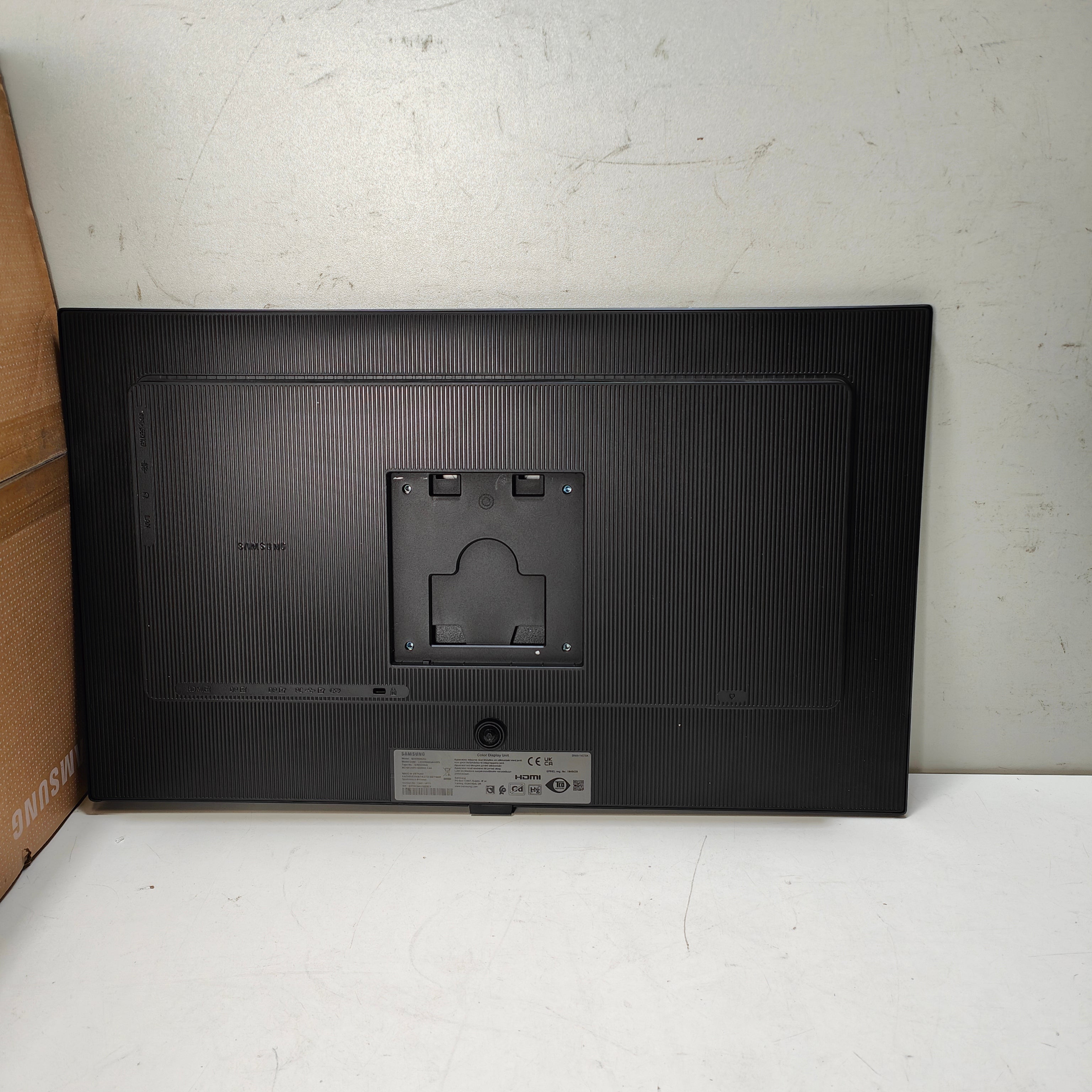 Samsung LS24D600UAUXEN
