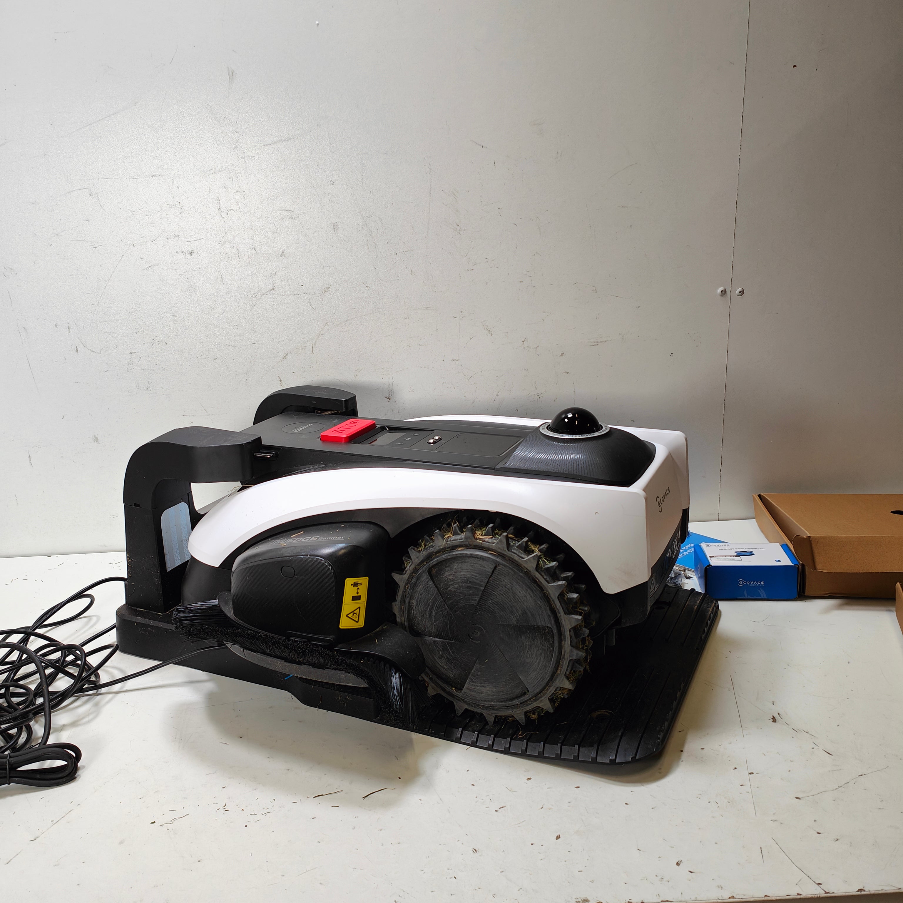 Ecovacs GOAT O1200 LiDAR PRO Zubehörpaket