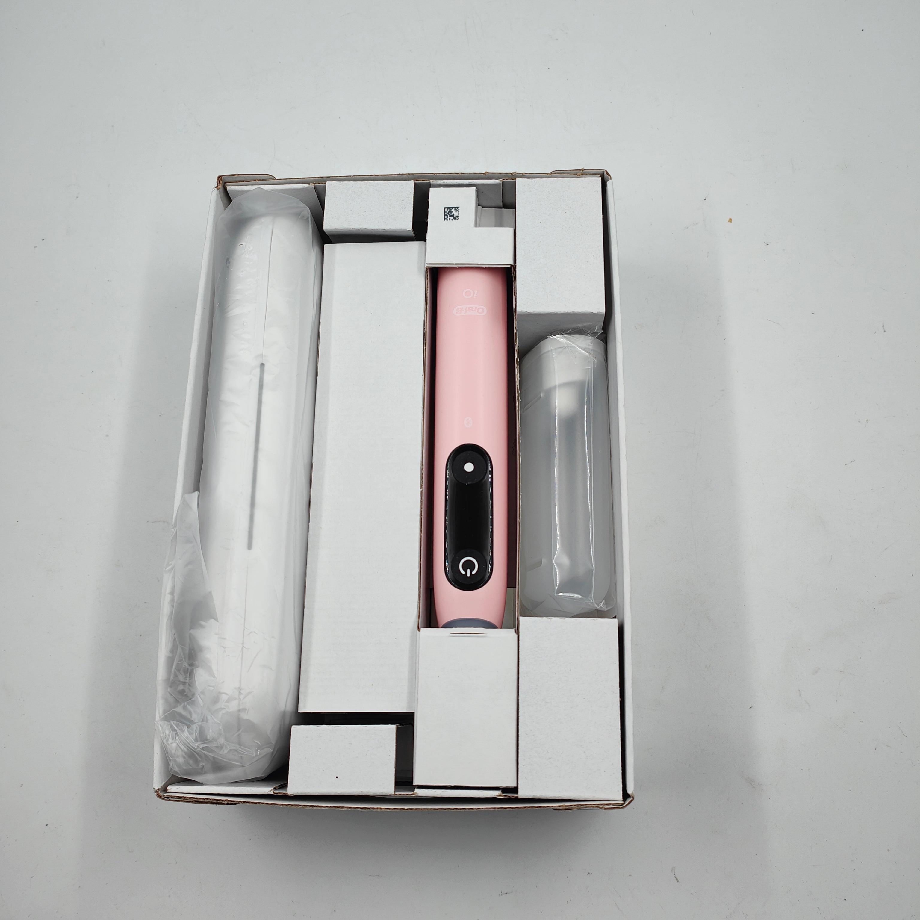 Oral-B iO Serie 6N Hellrosa + zusätzlicher iO Gentle Care Aufsteckbürstenkopf