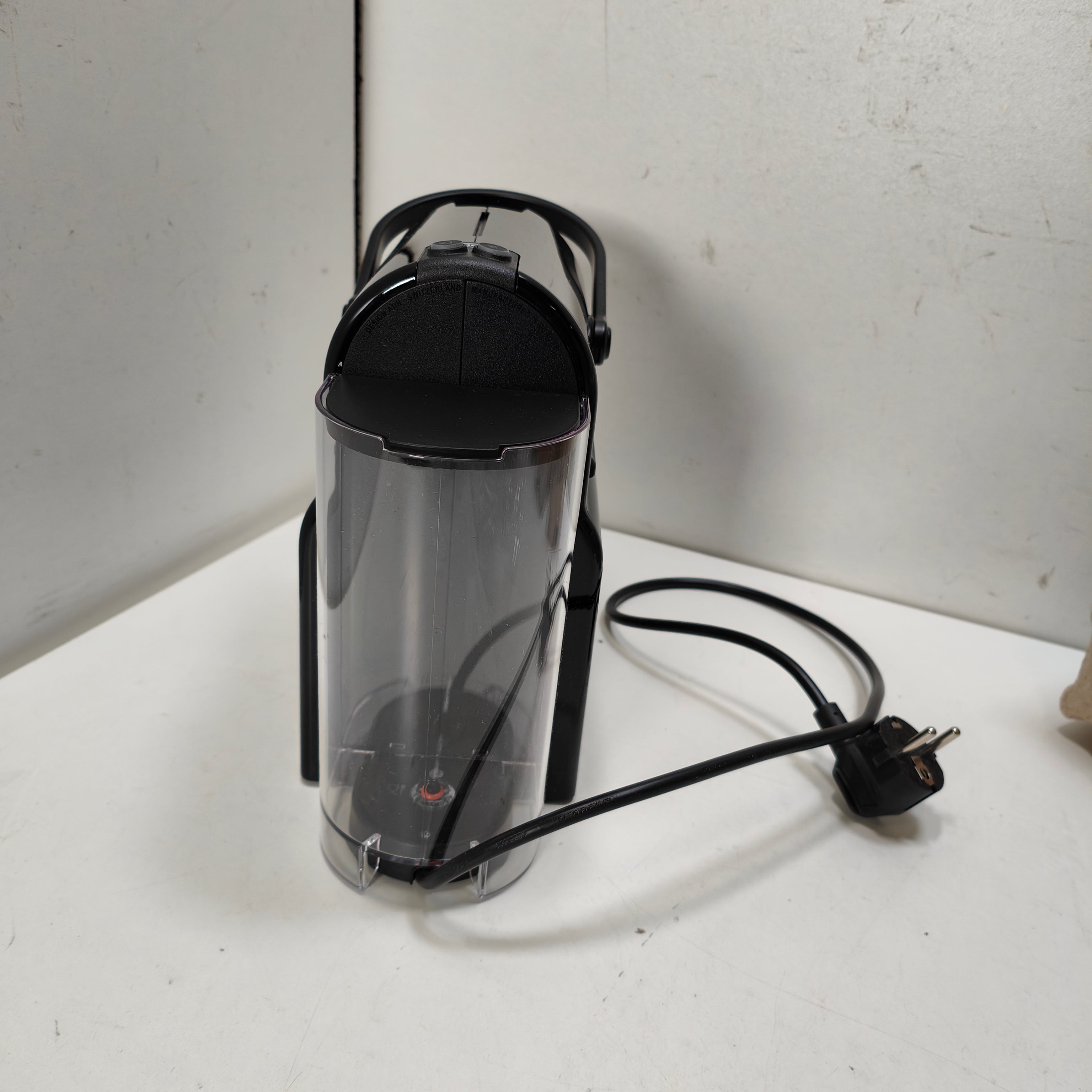 DeLonghi Nespresso Lattissima One EN510.B Schwarz