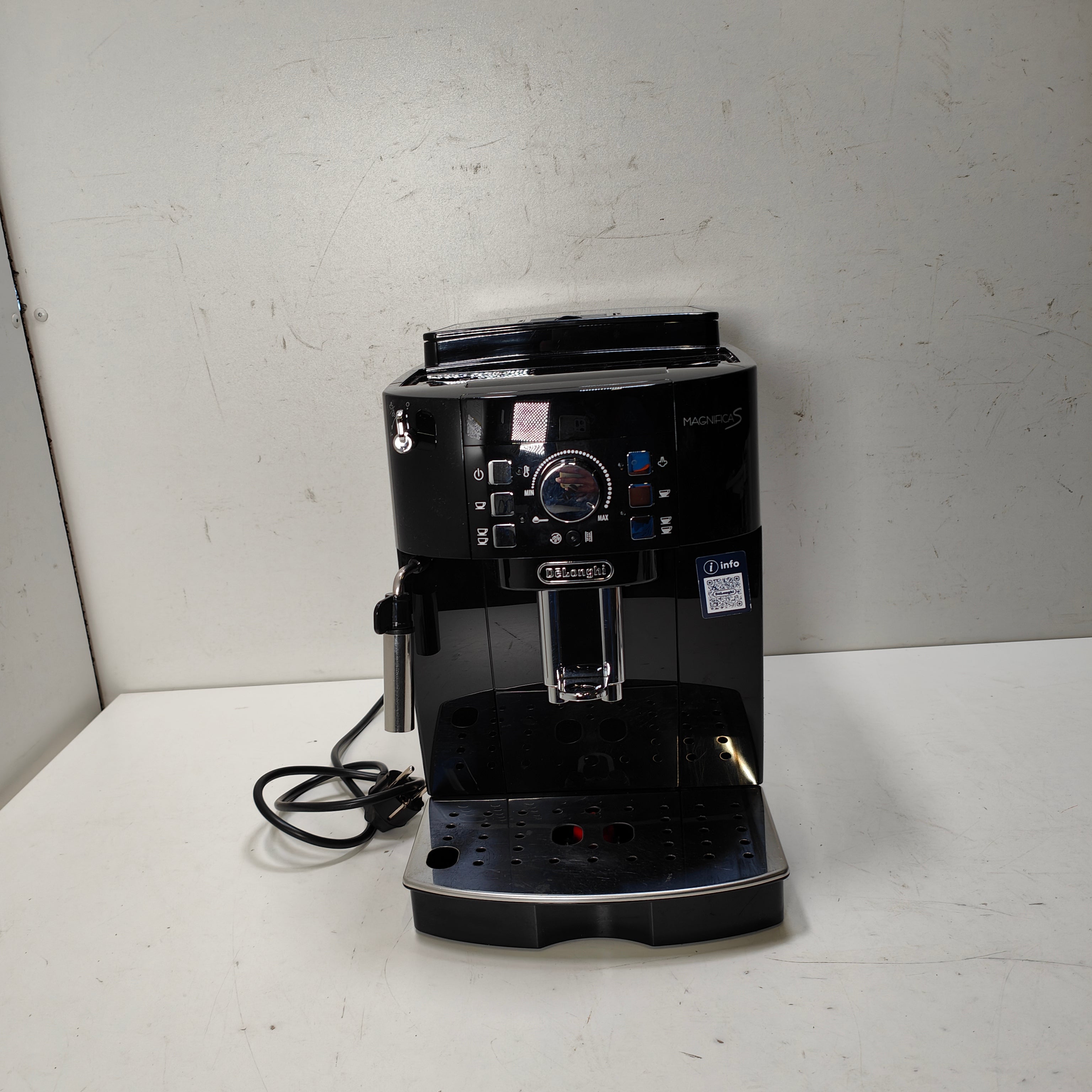 DeLonghi ECAM 21.117.B Magnifica S