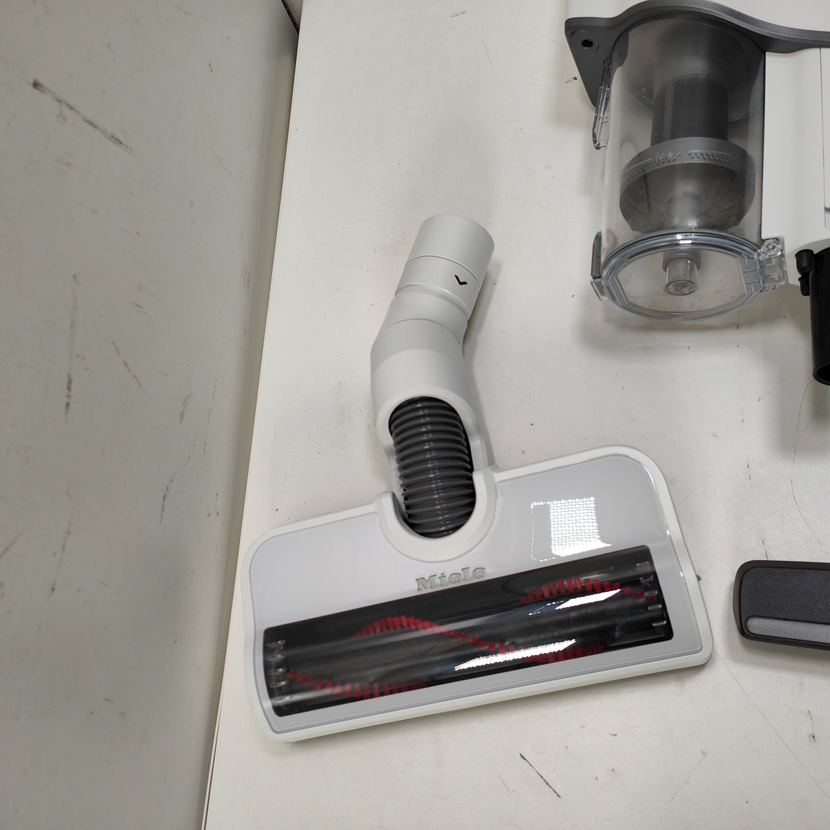 Miele Duoflex HX1 Terra Red