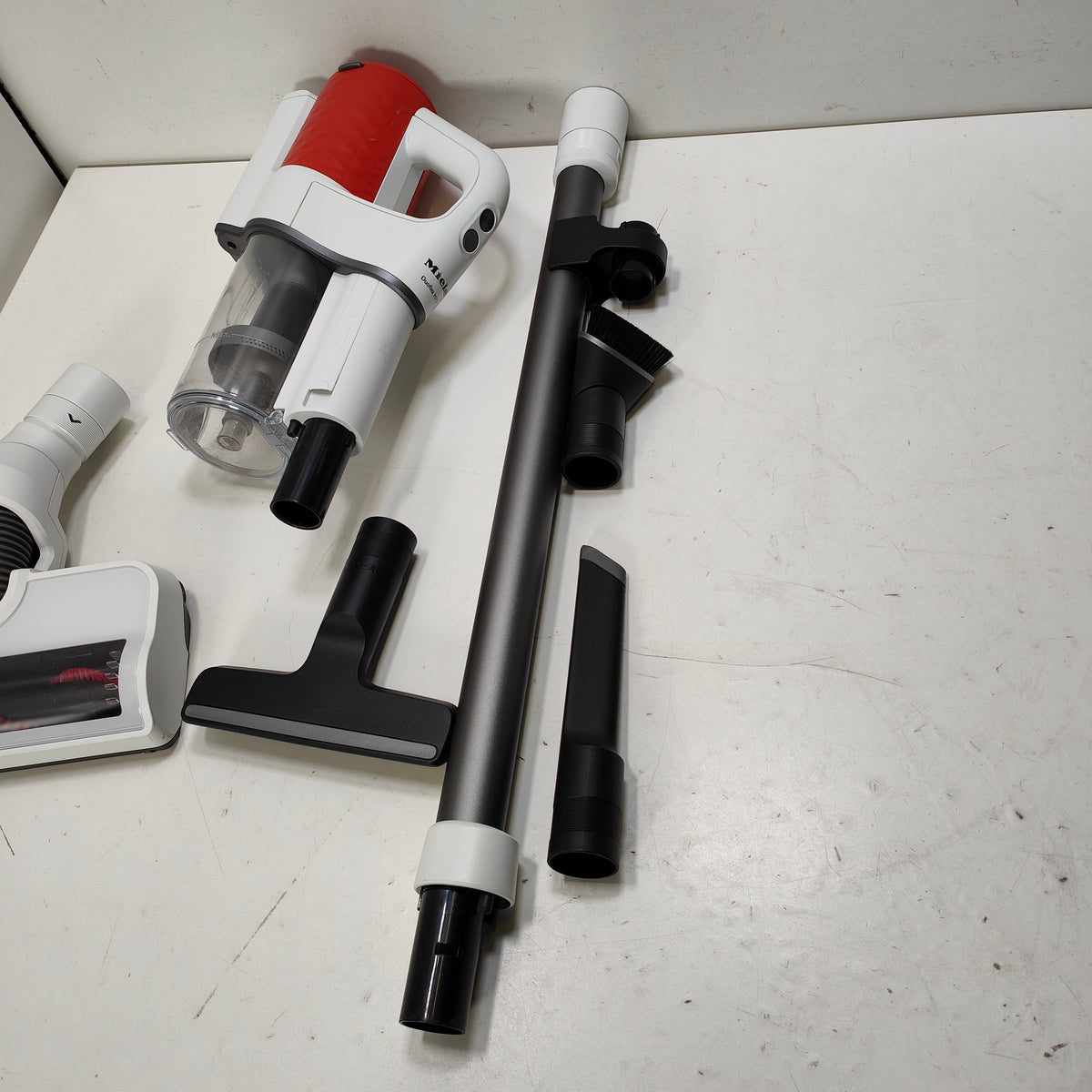 Miele Duoflex HX1 Terra Red