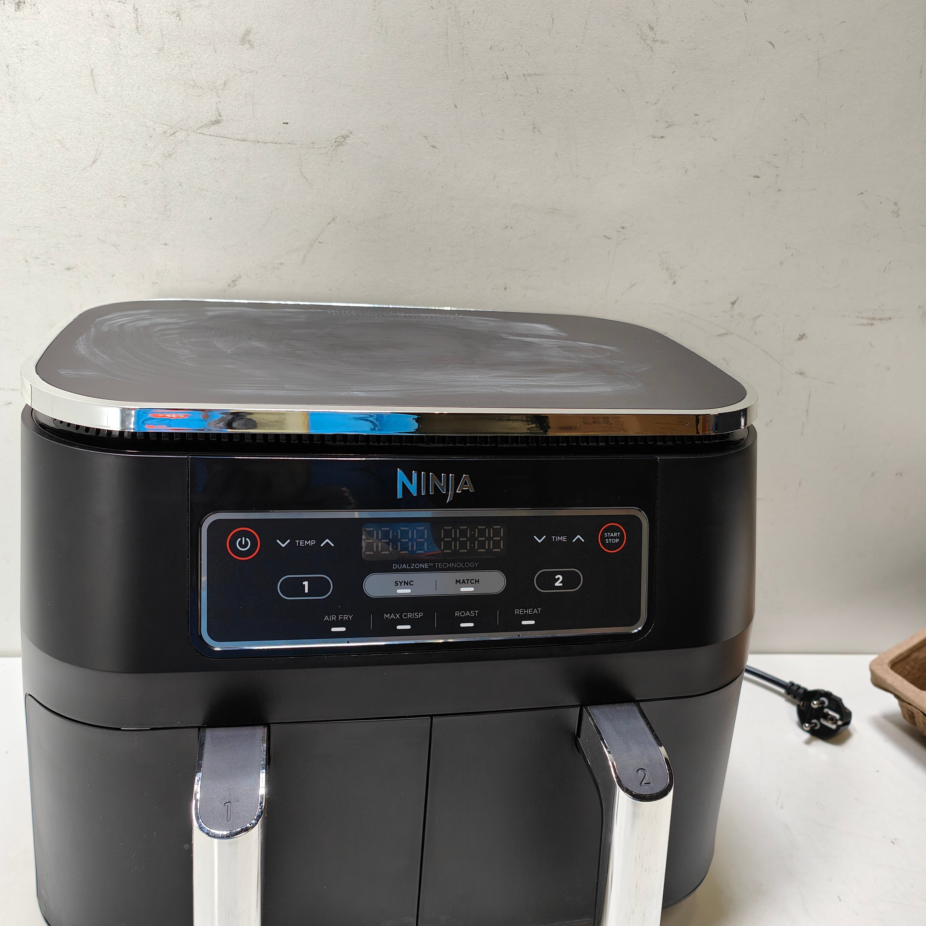 Ninja Foodi Dual Zone Heißluftfritteuse AF200EU
