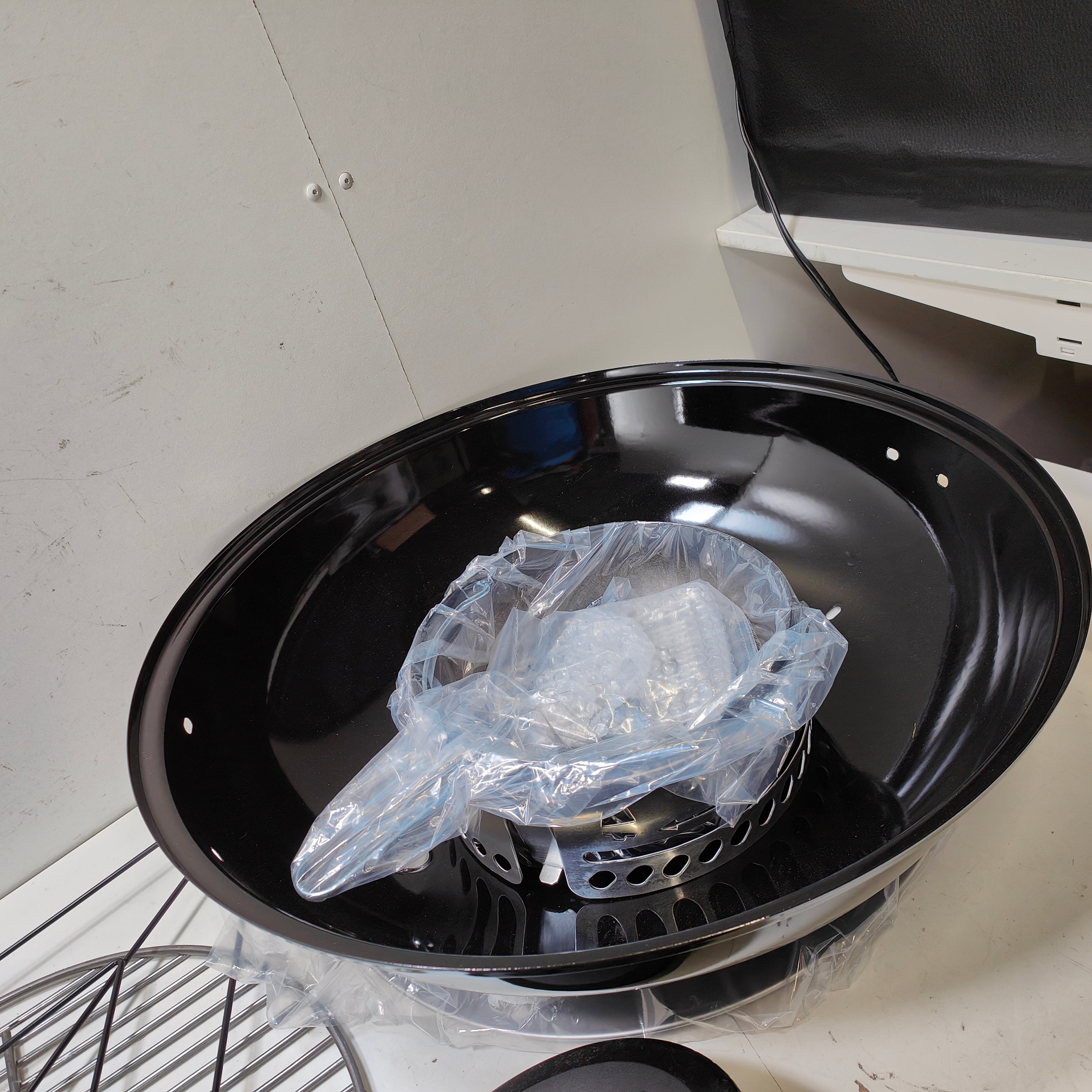 Weber Master-Touch Premium E-5770