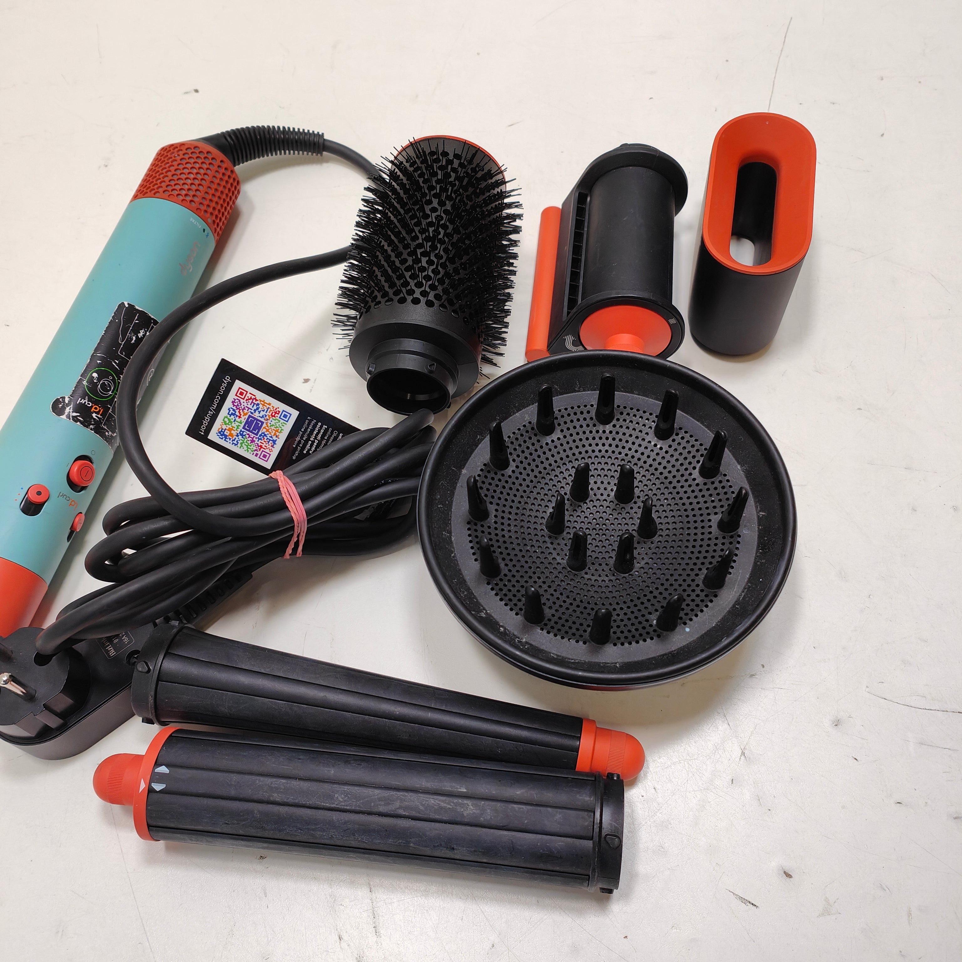 Dyson Airwrap i.d. Glatt + Wellig
