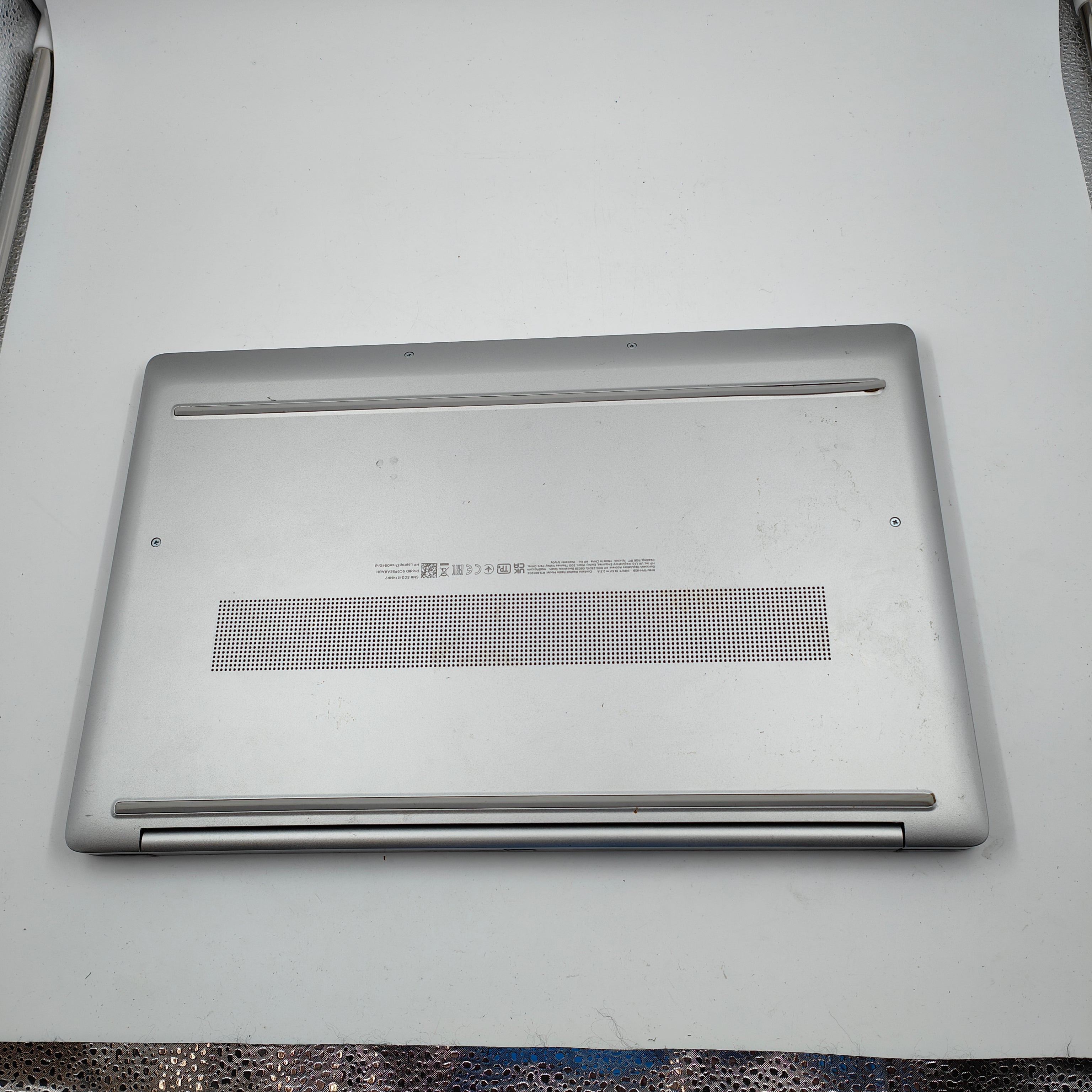 HP Laptop 17-cn0940nd QWERTY