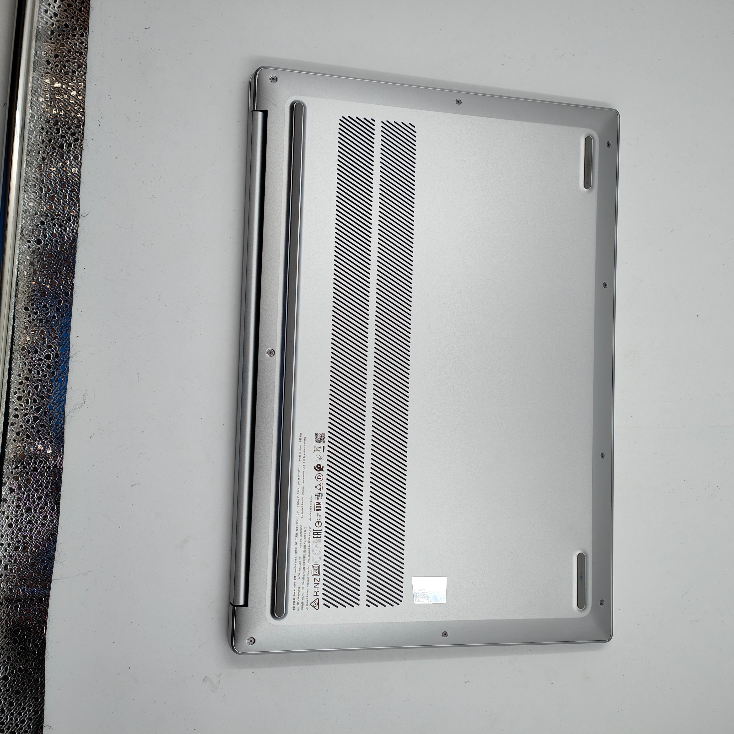 Lenovo IdeaPad Slim 5 16IMH9 83DC003PGE QWERTZ