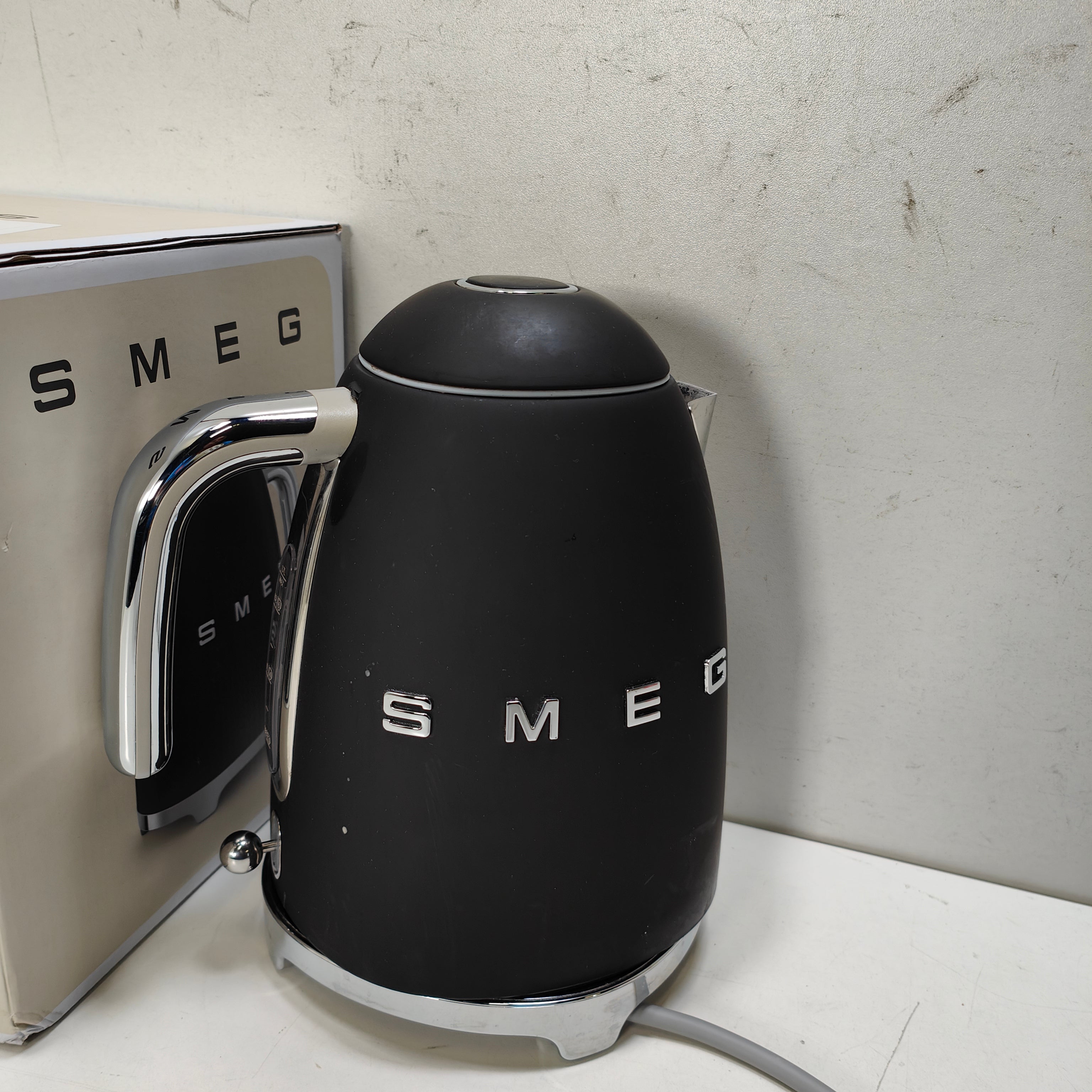 SMEG KLF03BLMEU Black