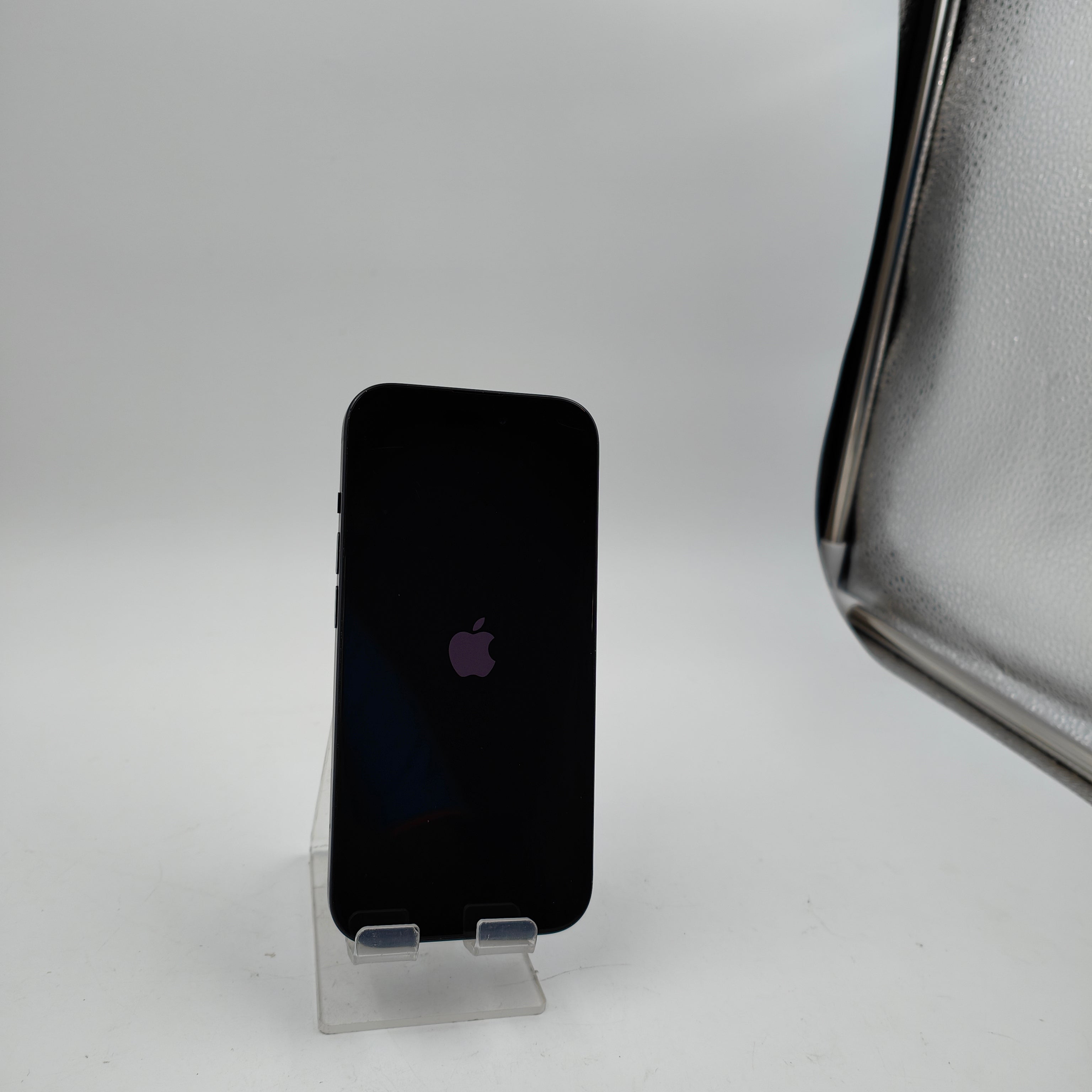 Refurbished iPhone 15 128GB Black