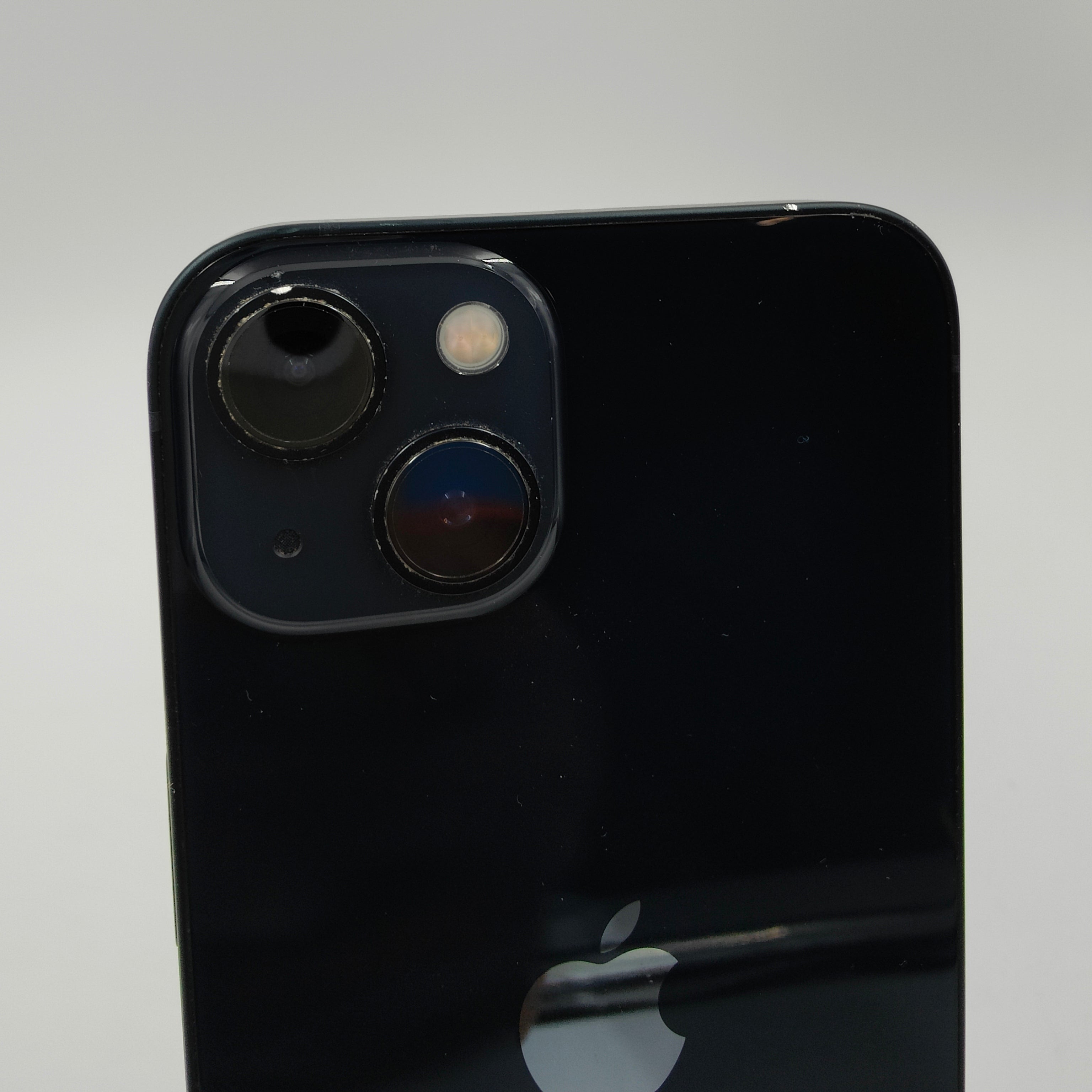 Refurbished iPhone 13 Midnight 128GB