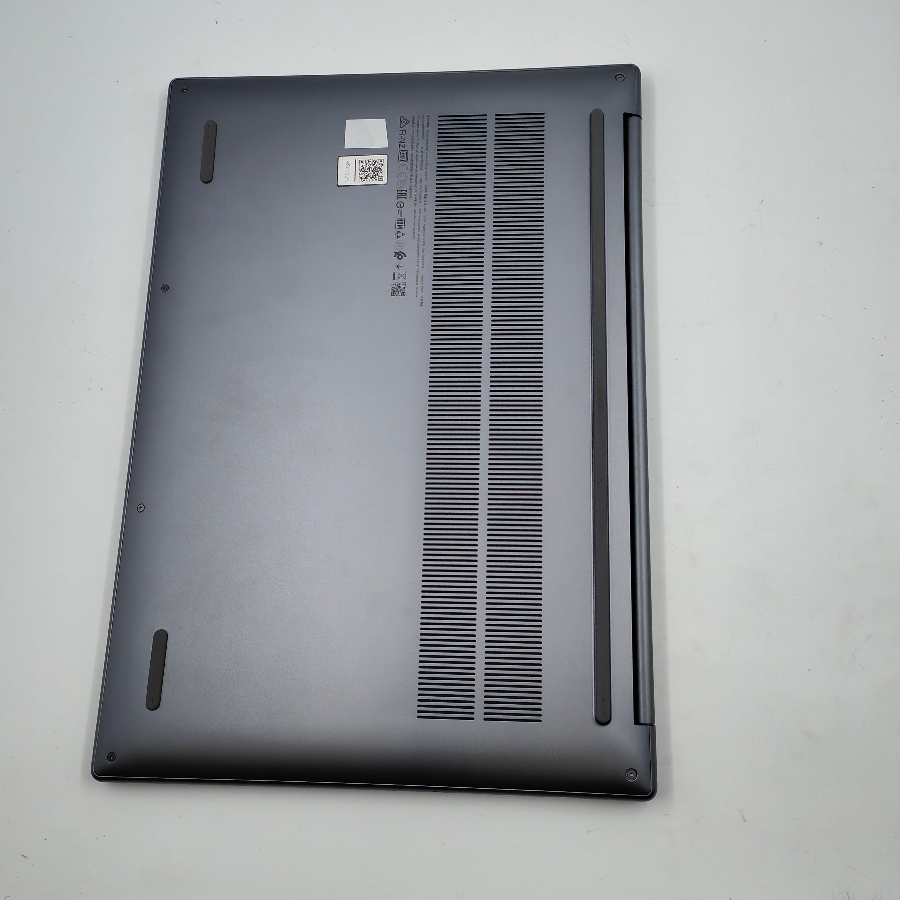 Lenovo IdeaPad Slim 5 16IRH10 83HS008CMH QWERTY