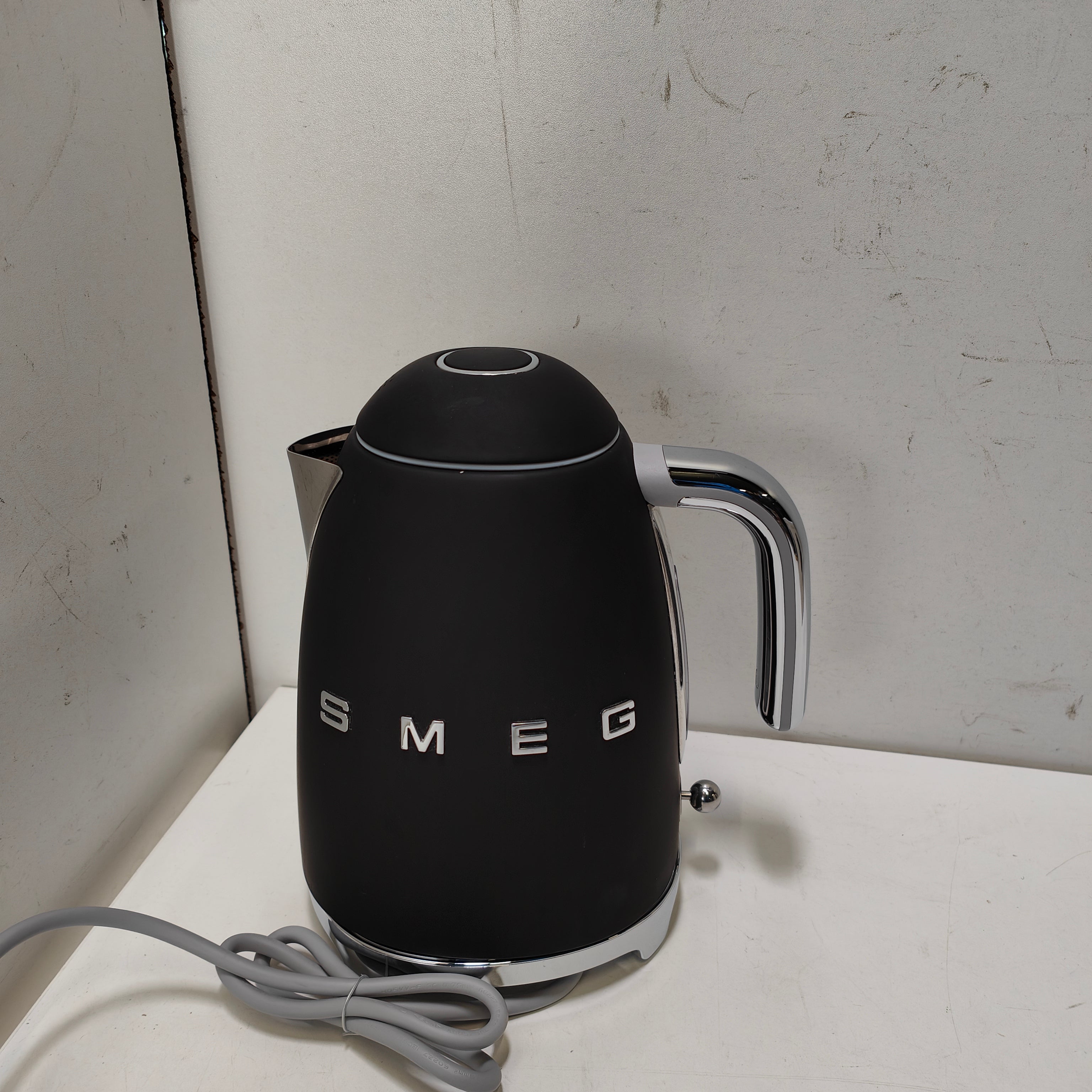 SMEG KLF03BLMEU Zwart