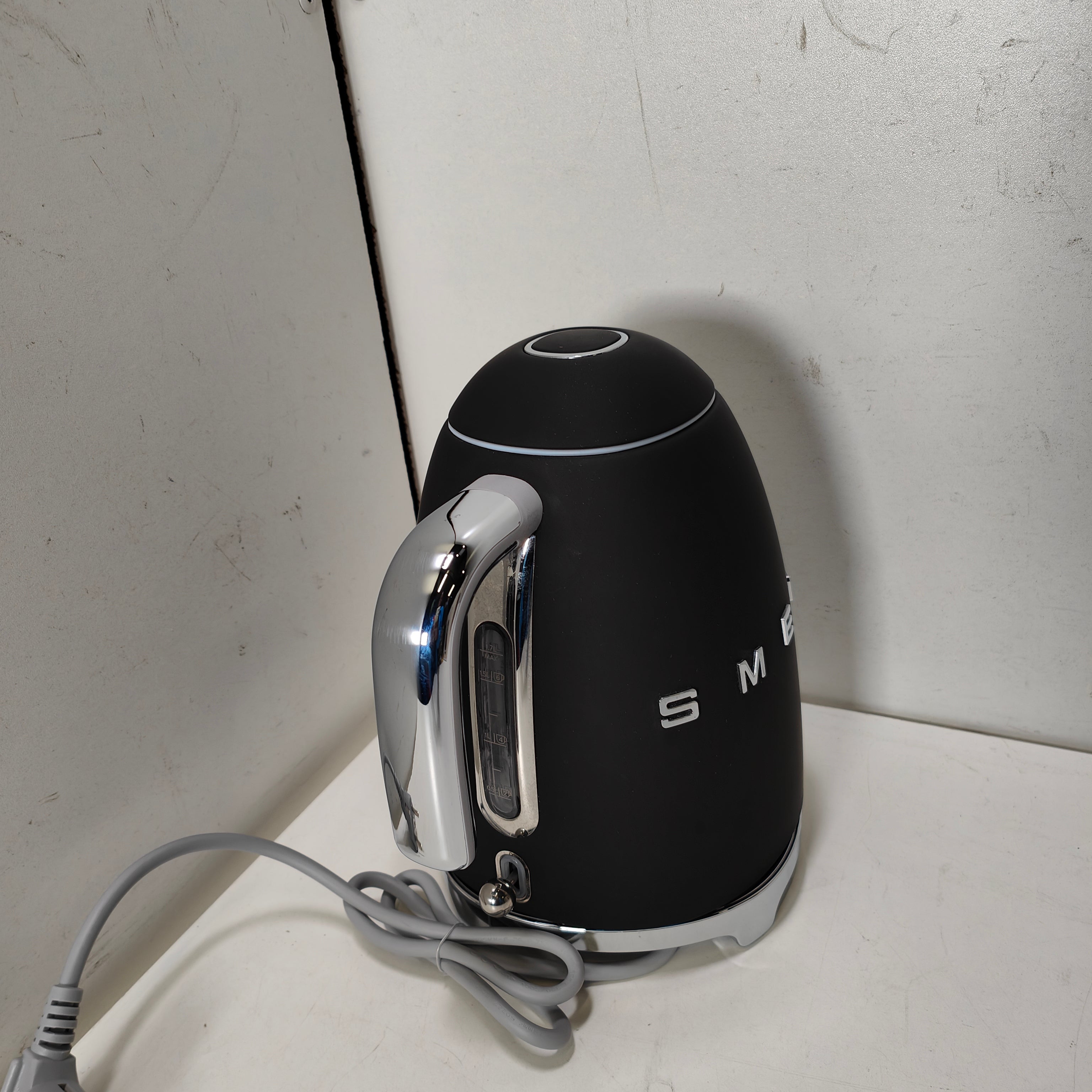 SMEG KLF03BLMEU Zwart