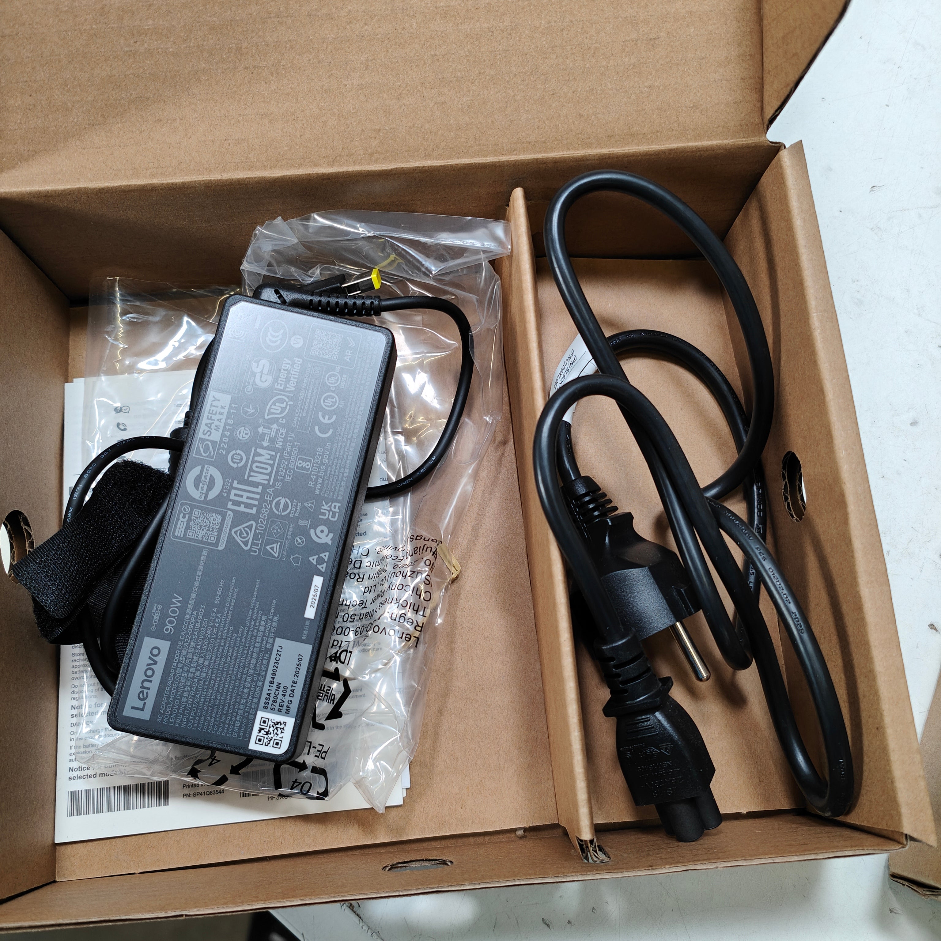 Lenovo IdeaCentre AIO 27IRH9 F0HM0089NY