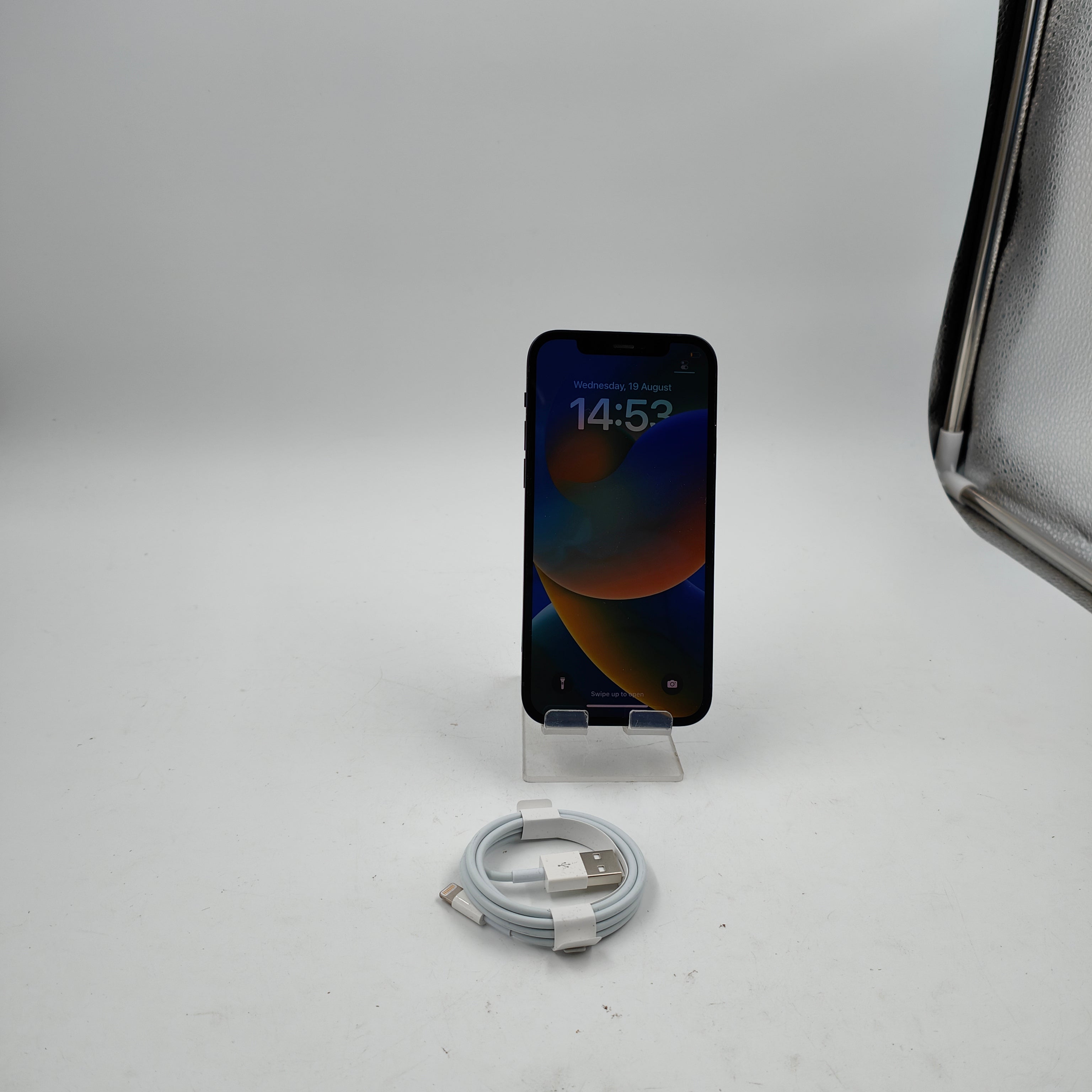 Generalüberholtes iPhone 12 Schwarz 64 GB – A