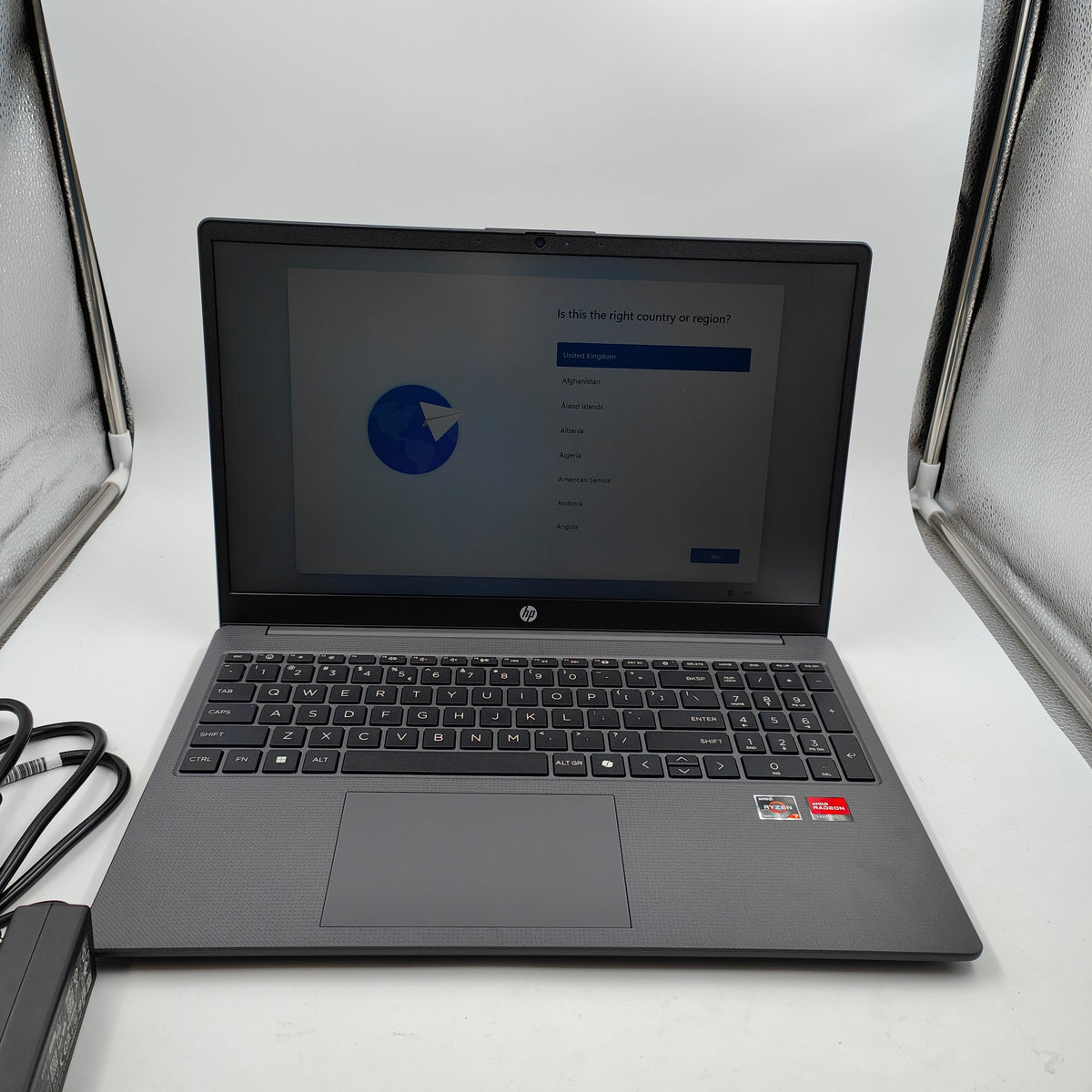HP Laptop 15-fc0975nd QWERTY