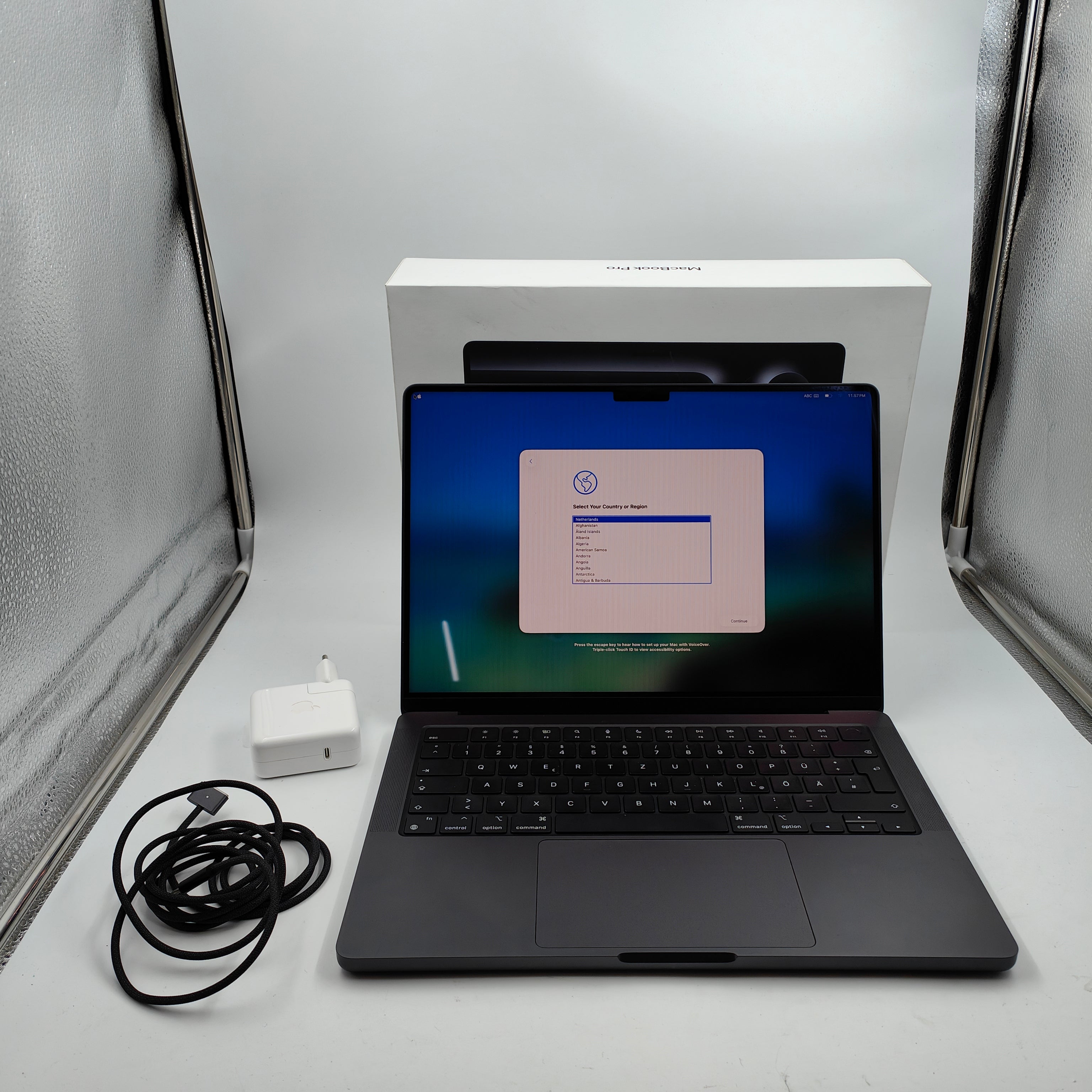 Apple MacBook Pro 14" M4 (10/10) 16GB/512GB SB QWERTZ