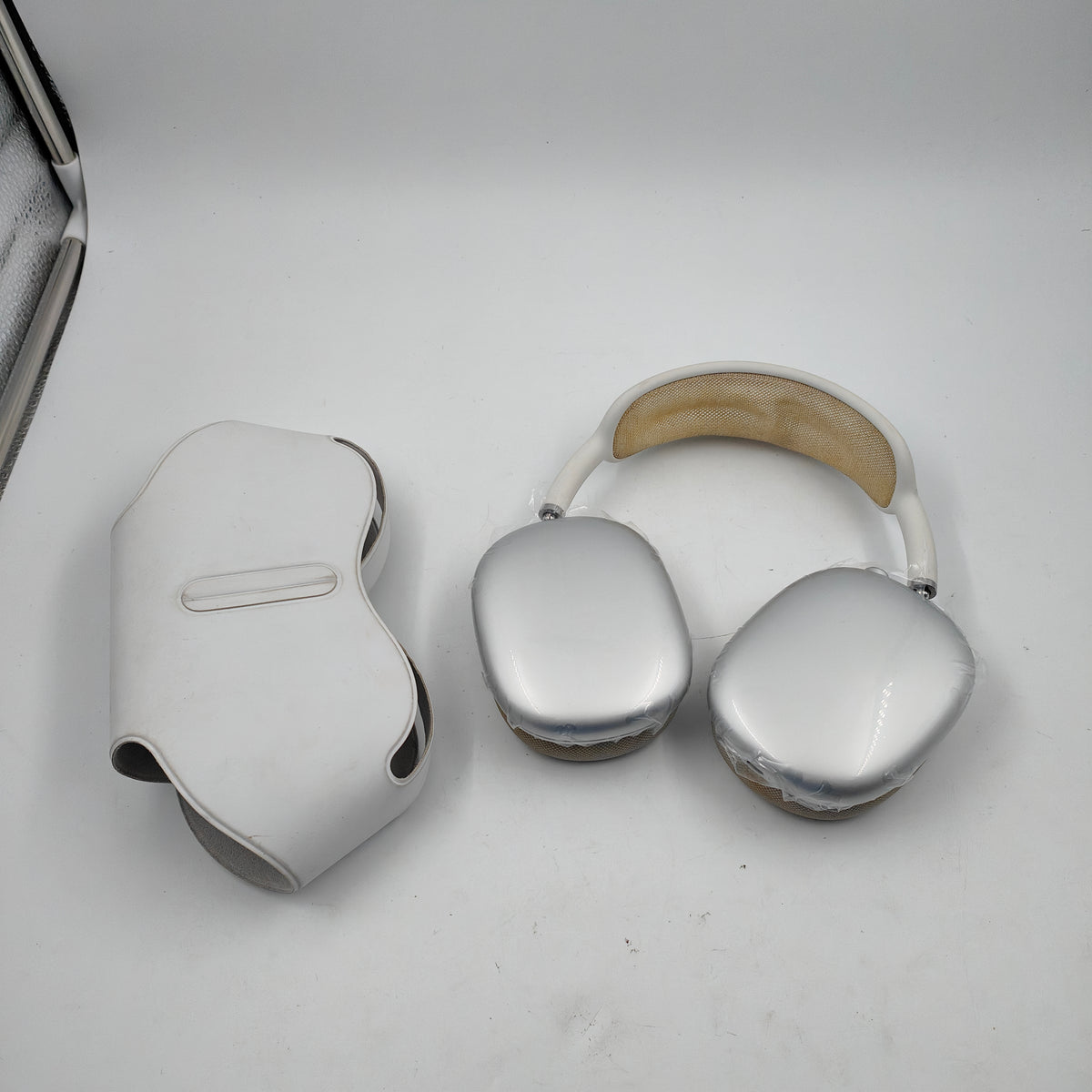 Apple AirPods Max Silver