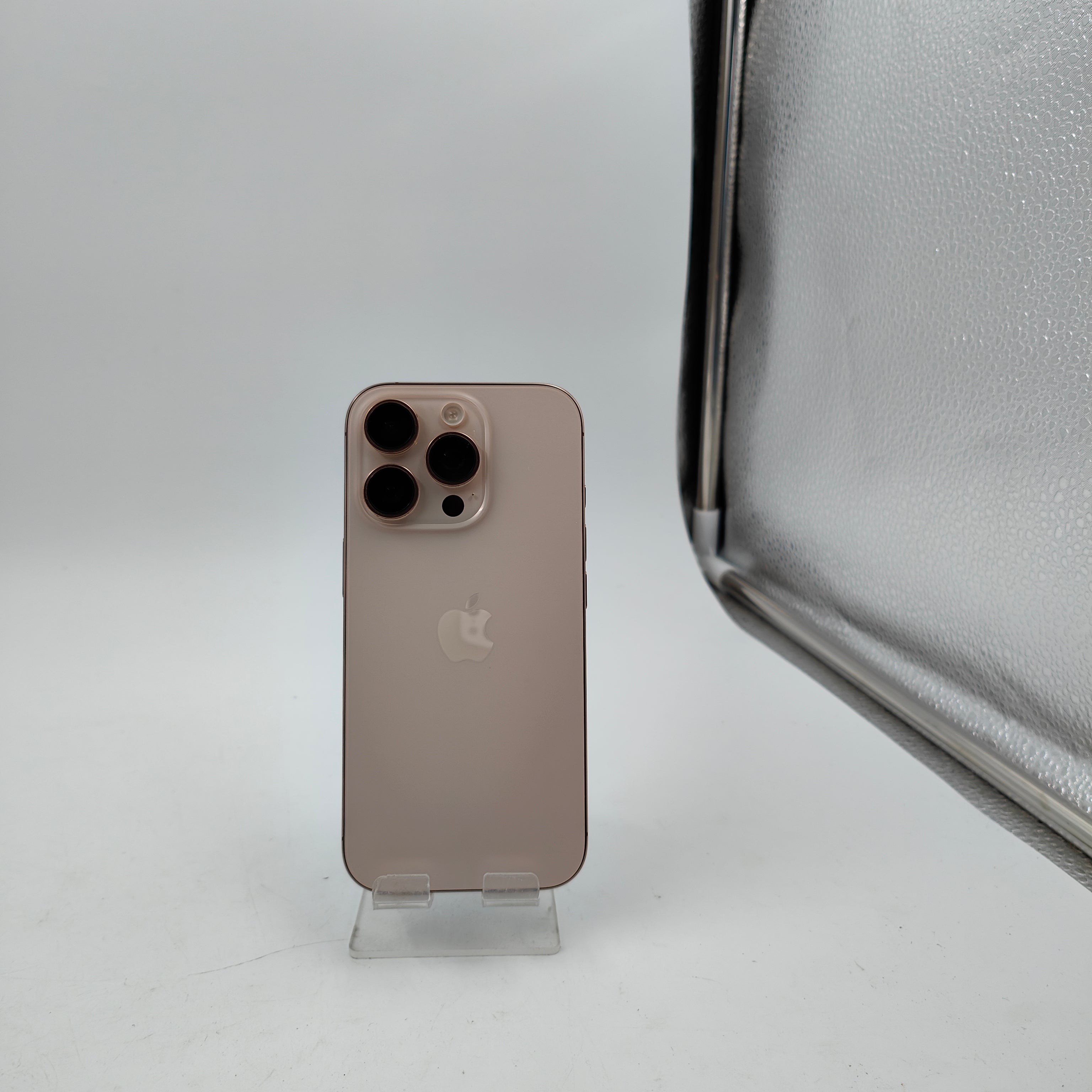 Apple iPhone 16 Pro 256GB Desert Titanium