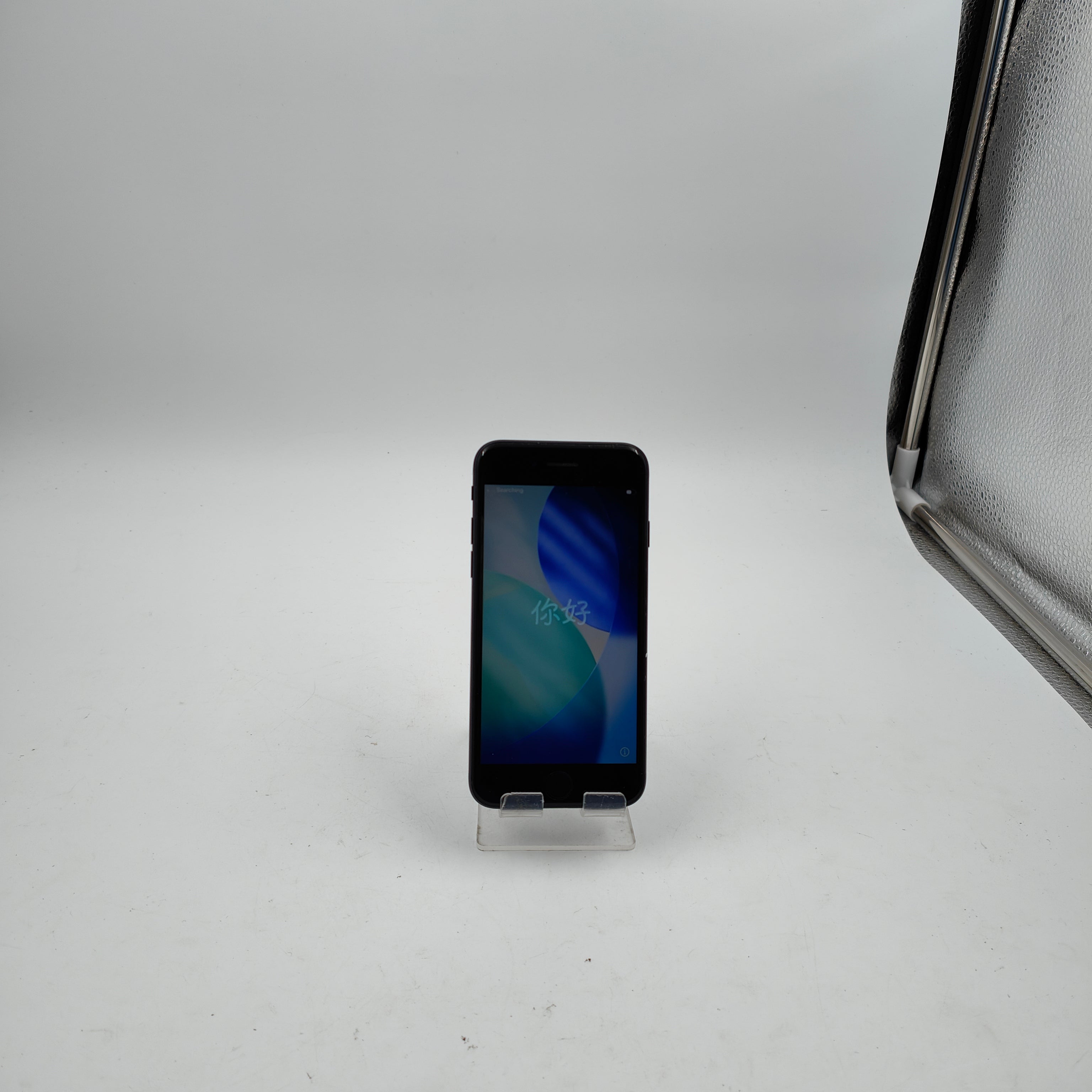Generalüberholtes iPhone SE (2022) 64 GB Black