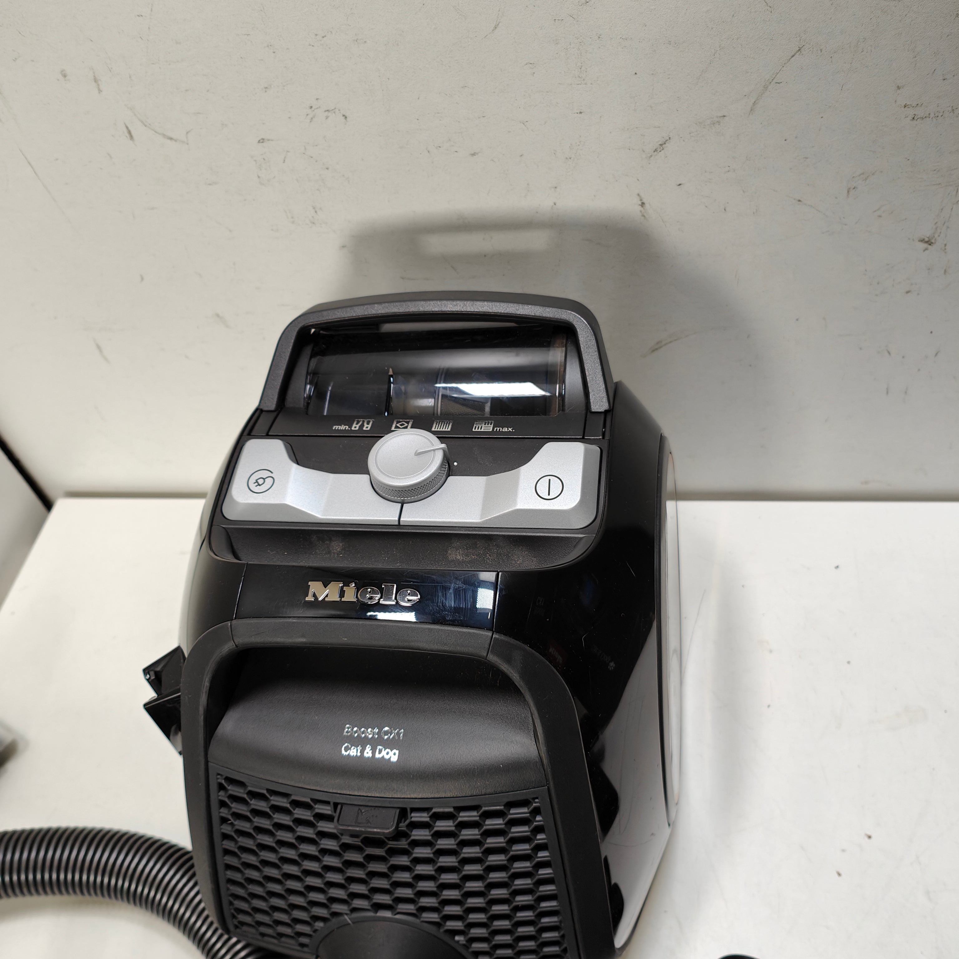 Miele Boost CX1 Cat & Dog Obsidianschwarz