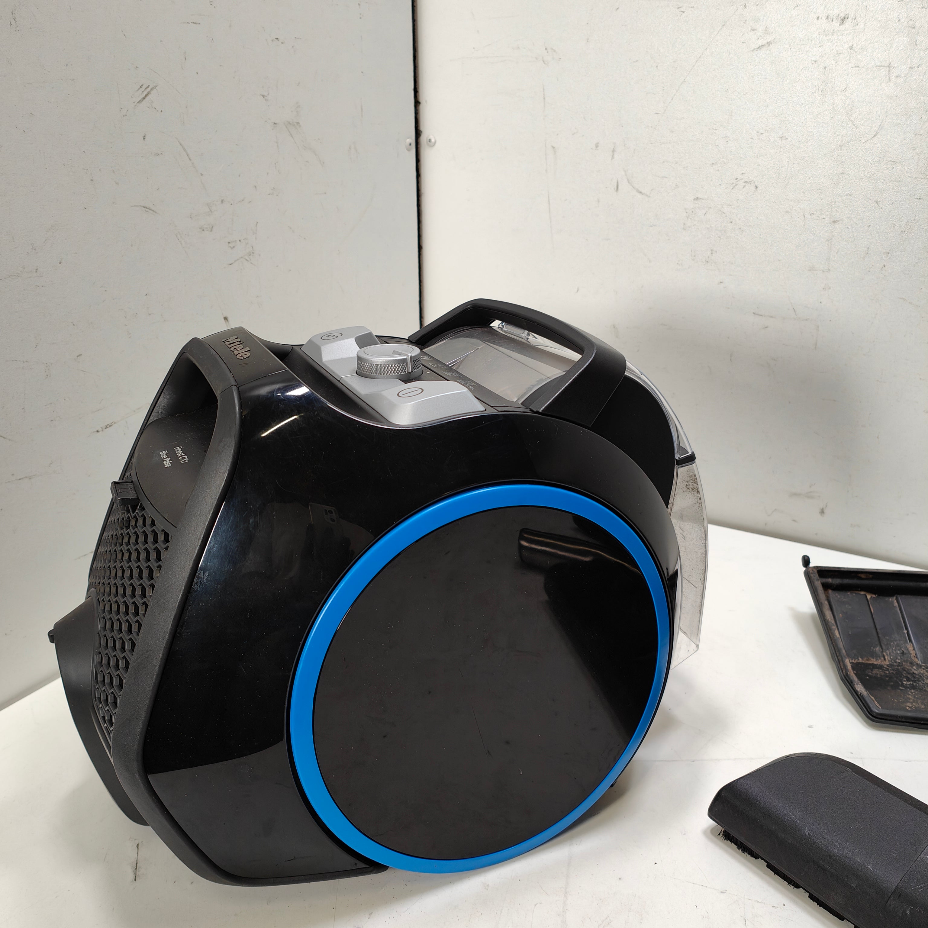 Miele Boost CX1 Blue Pulse