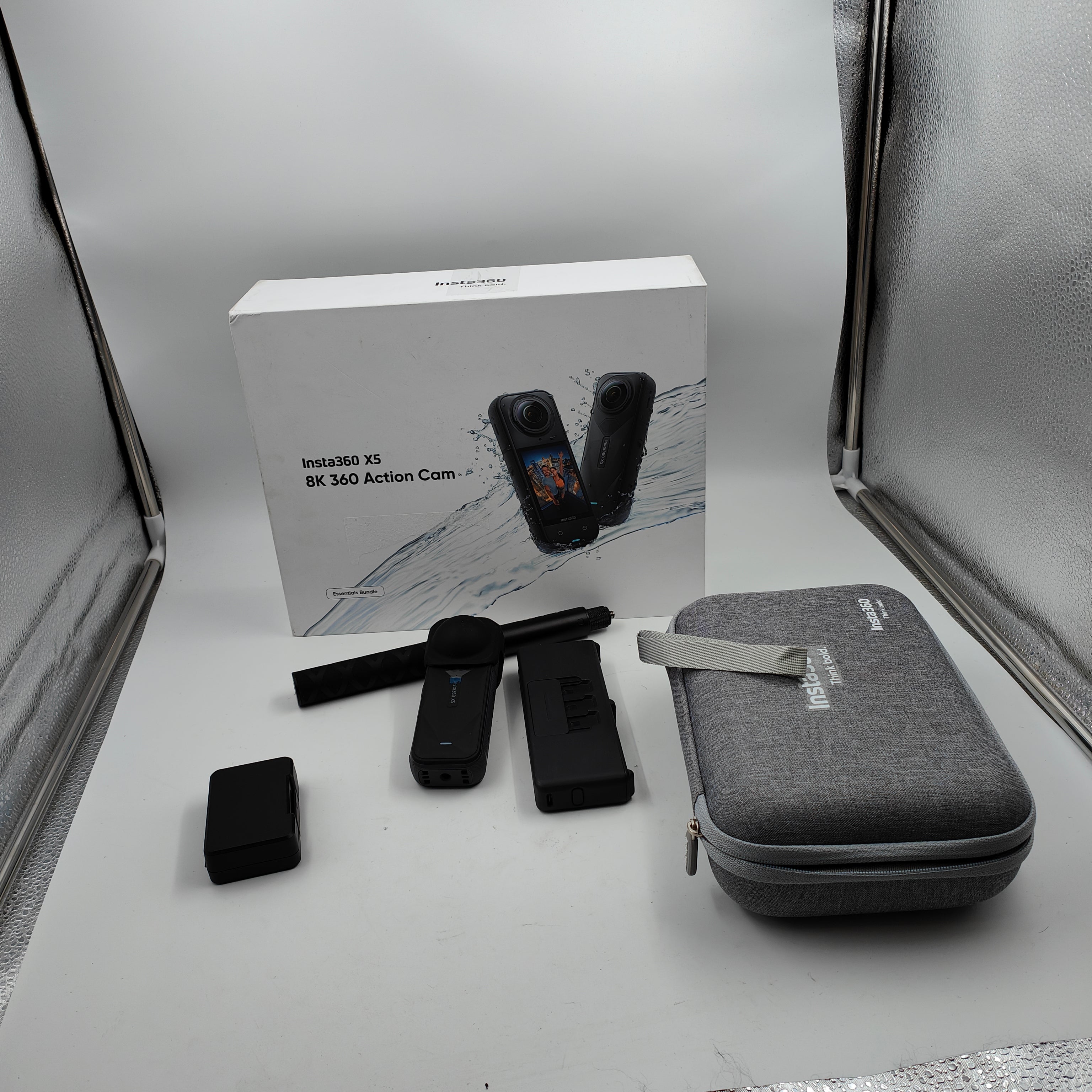 Insta360 X5 Essentials Bundle Schwarz