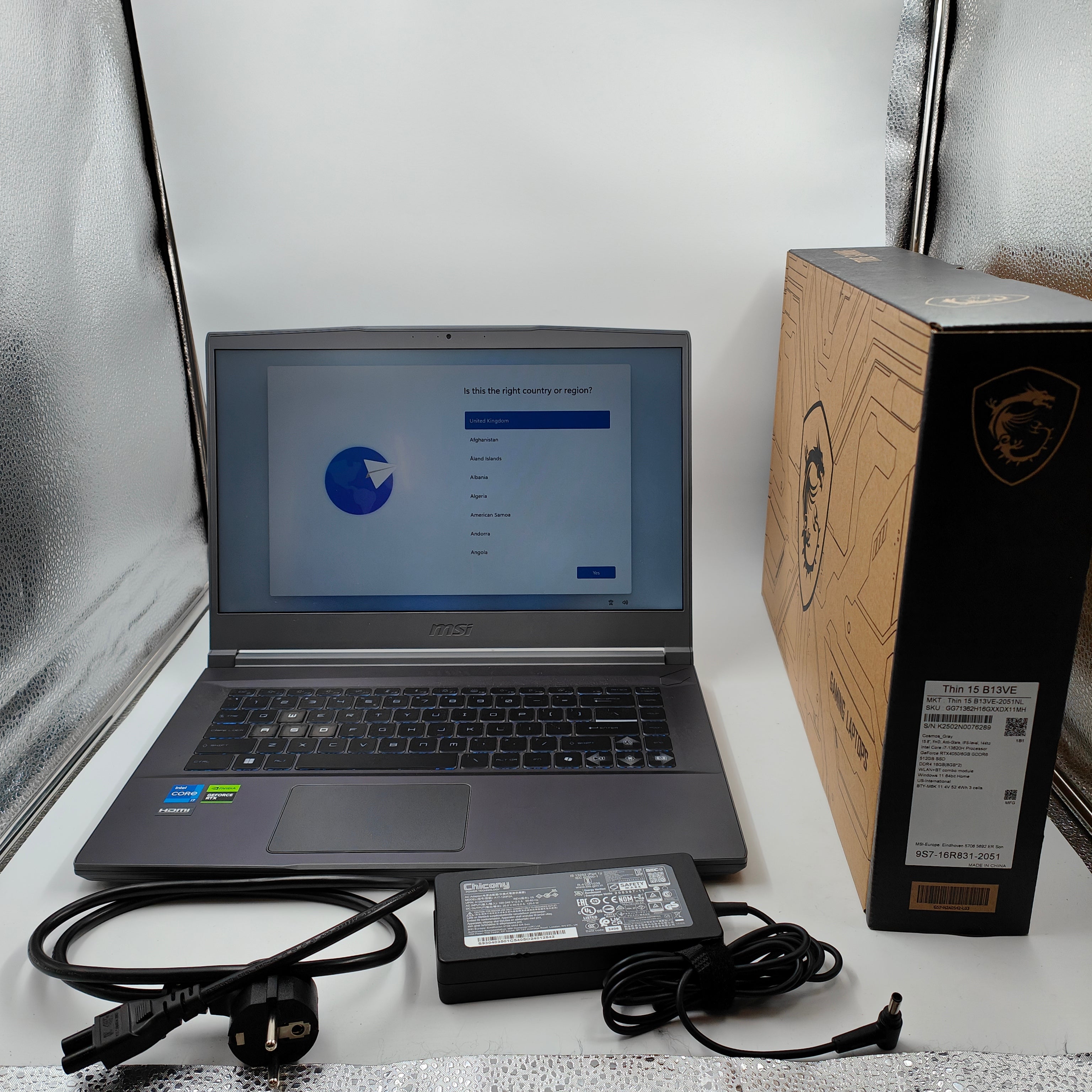 MSI Thin 15 B13VE-2051NL QWERTY
