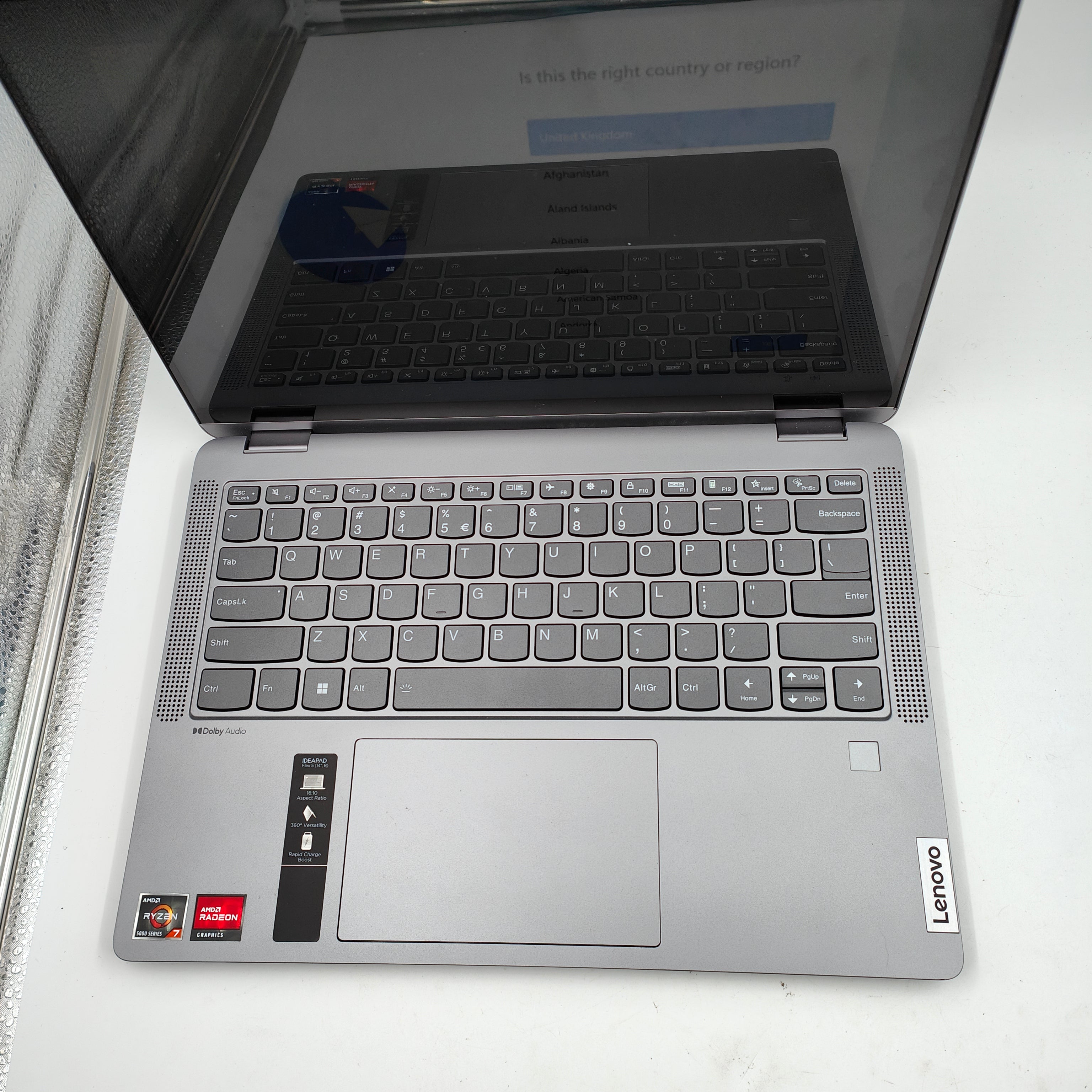 Lenovo IdeaPad Flex 5 14ABR8 82XX00H5MH QWERTY