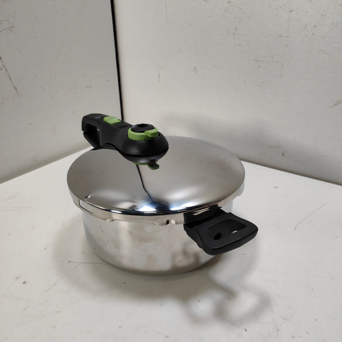 Tefal Secure 5 Trendy Pressure Cooker 4 Liter