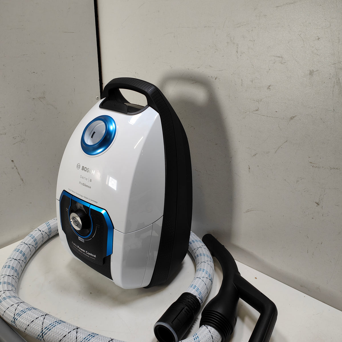Bosch Serie 8 In'genius ProSilence BGL8SIL5