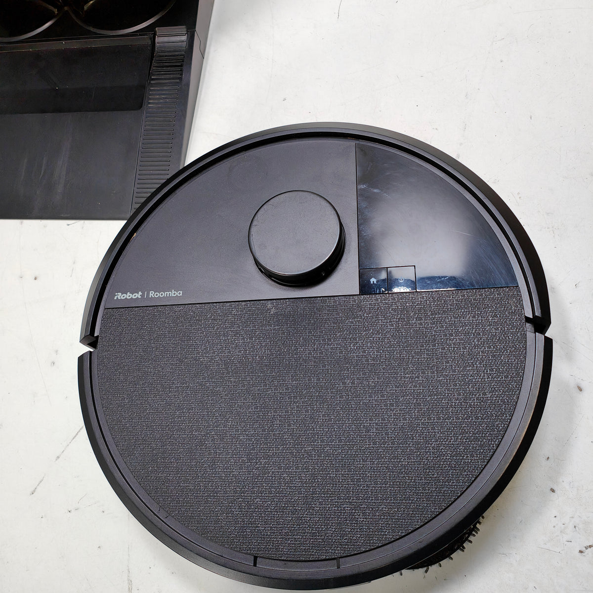 iRobot Roomba Plus 405 Combo Robot + Autowash Dock Zwart